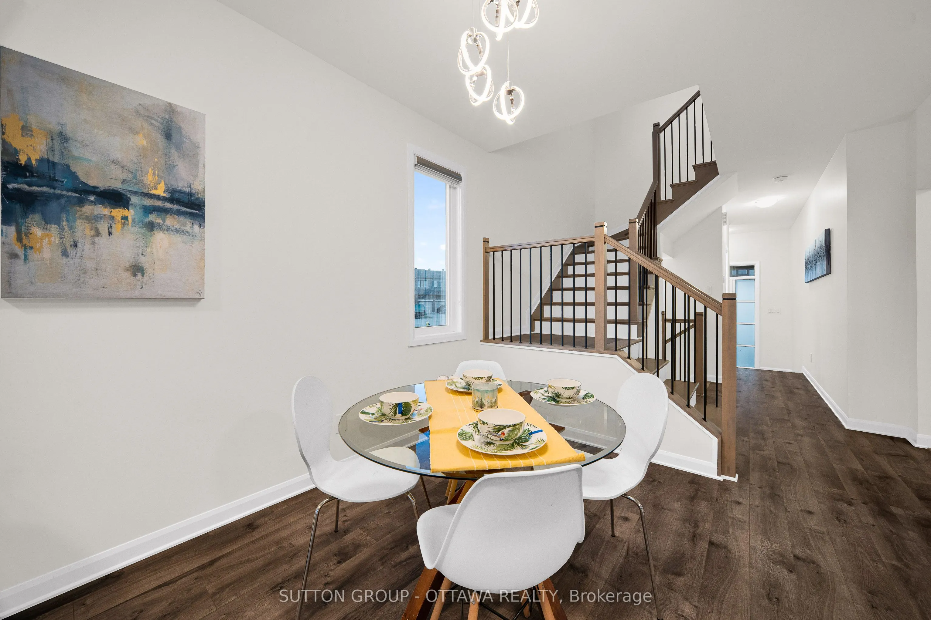 1006 Speedvale Court