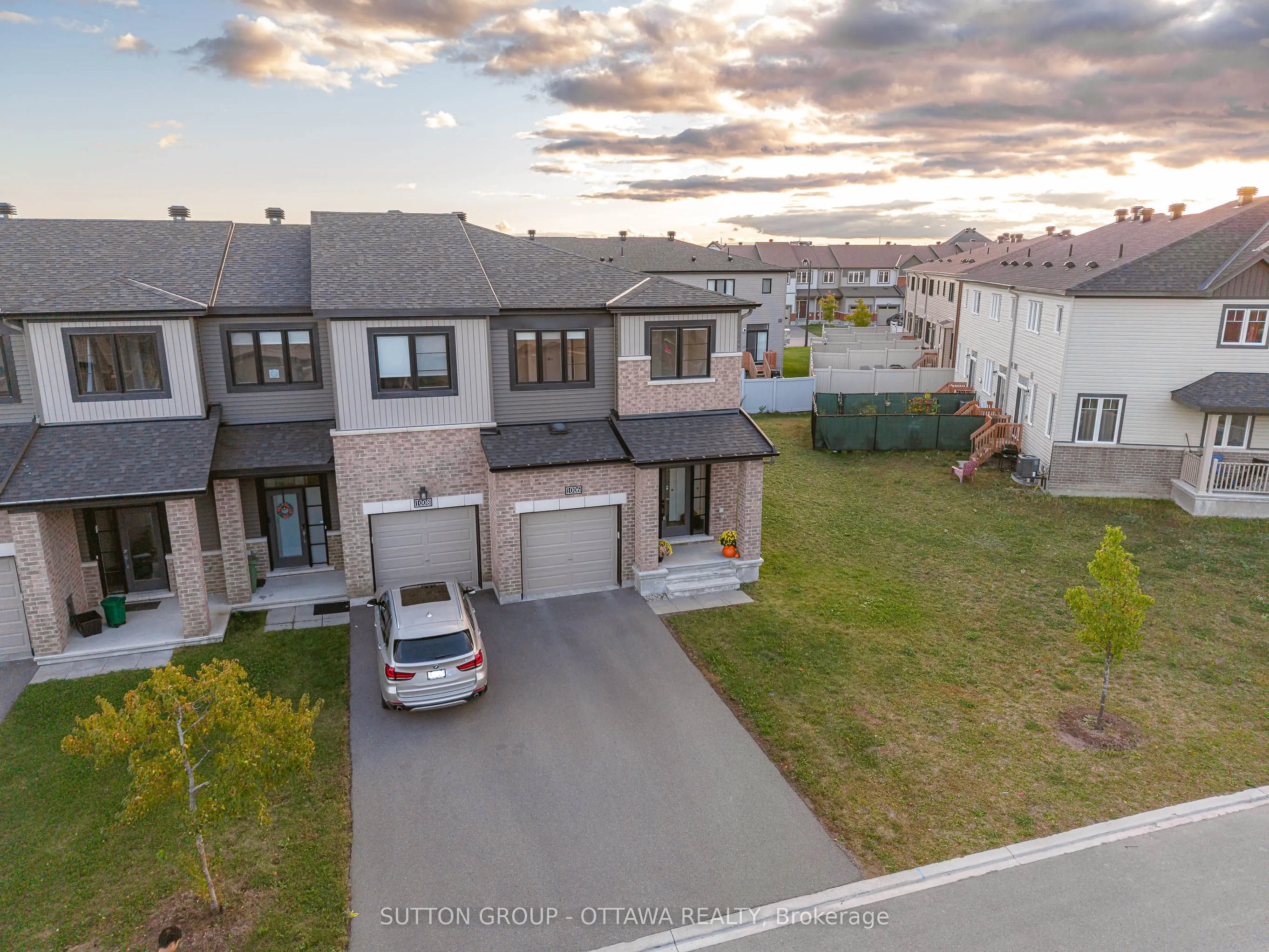 1006 Speedvale Court