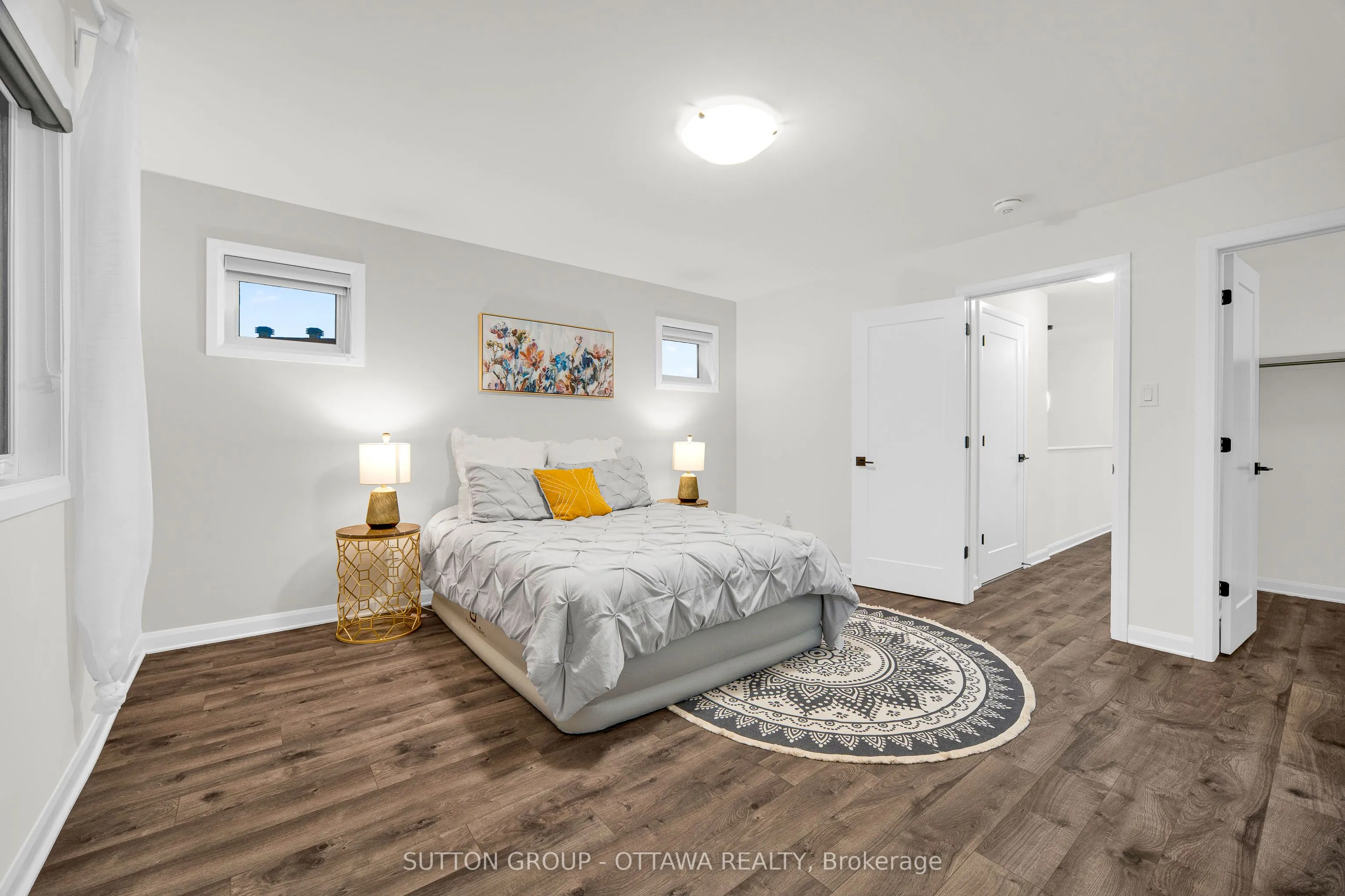 1006 Speedvale Court
