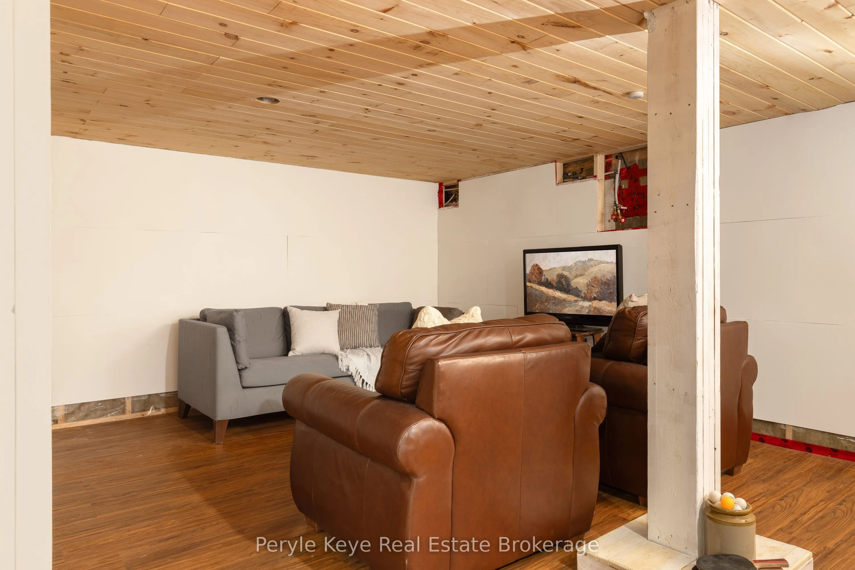 1127 Whispering Pines Trail