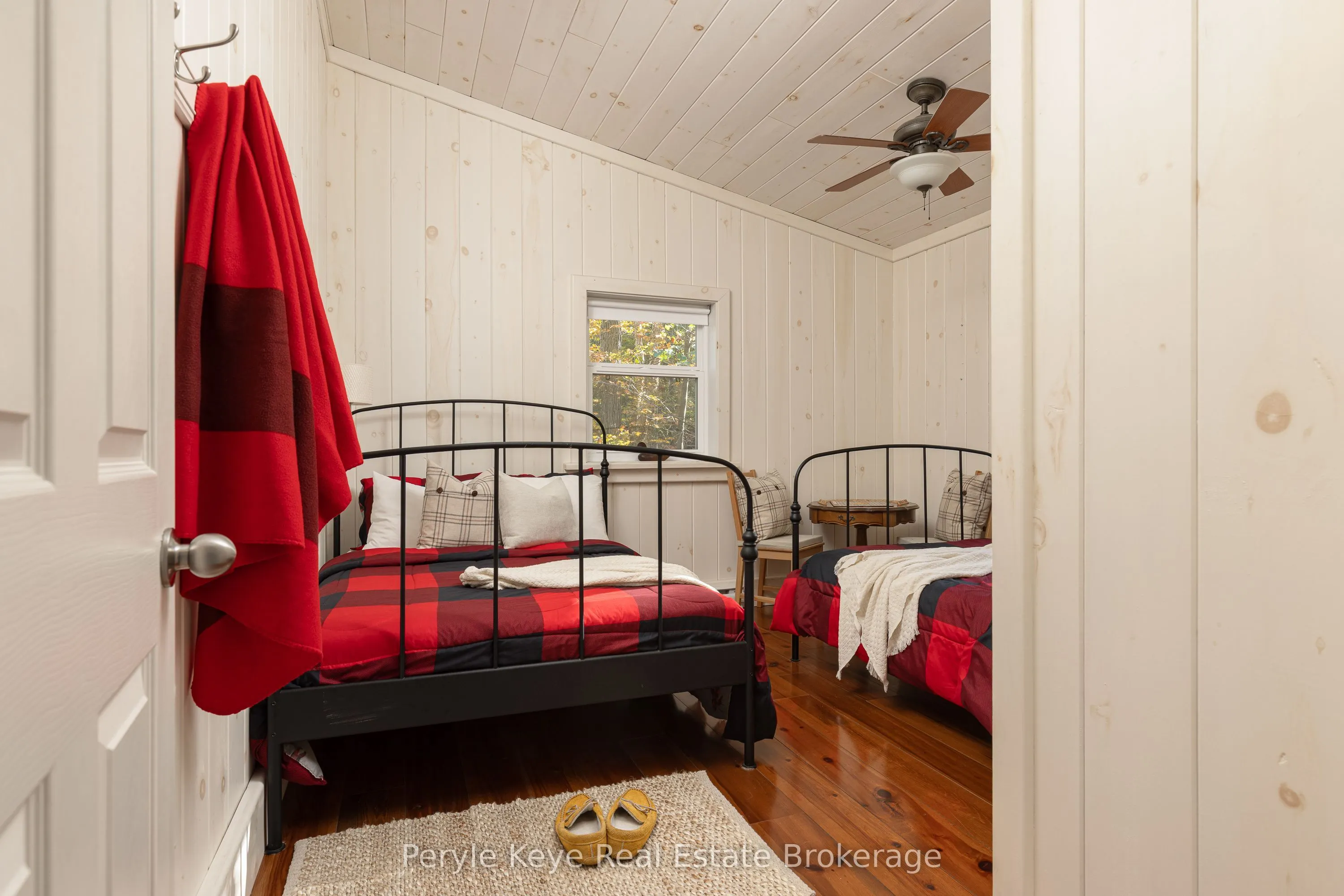 1127 Whispering Pines Trail