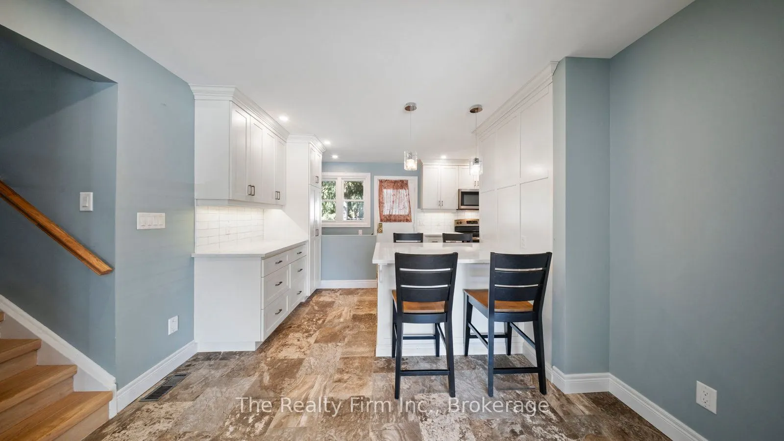 535 Devonshire Avenue