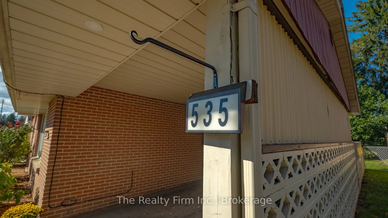 535 Devonshire Avenue
