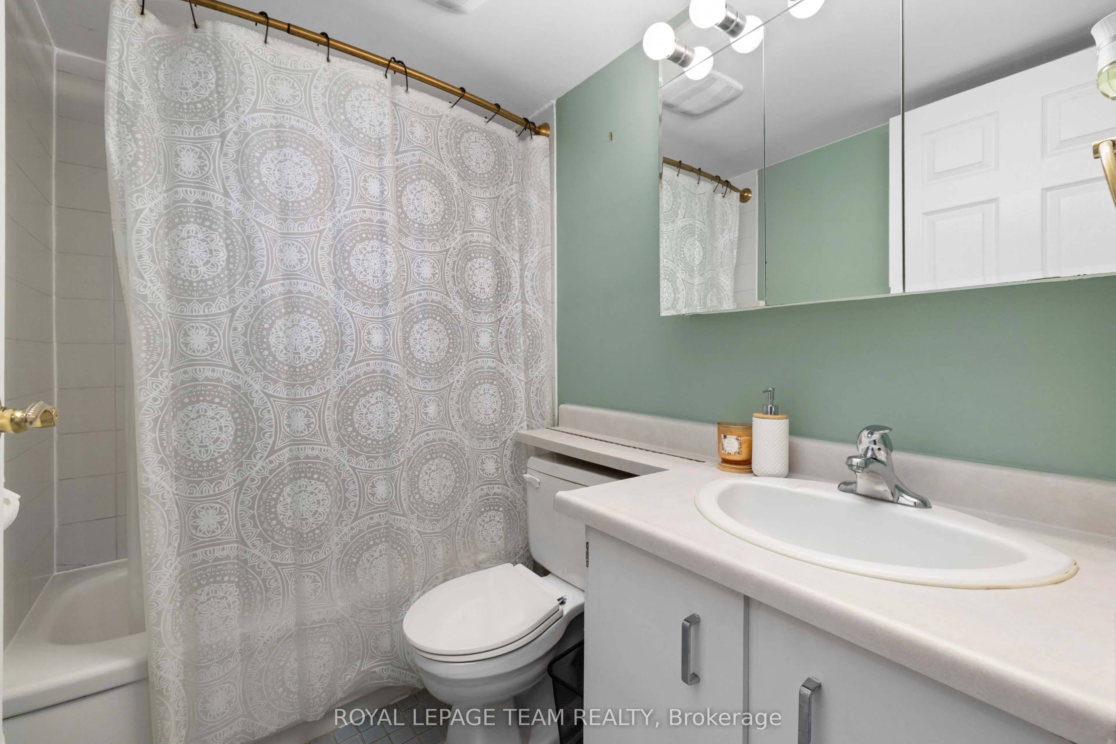 40 Landry Street, #506