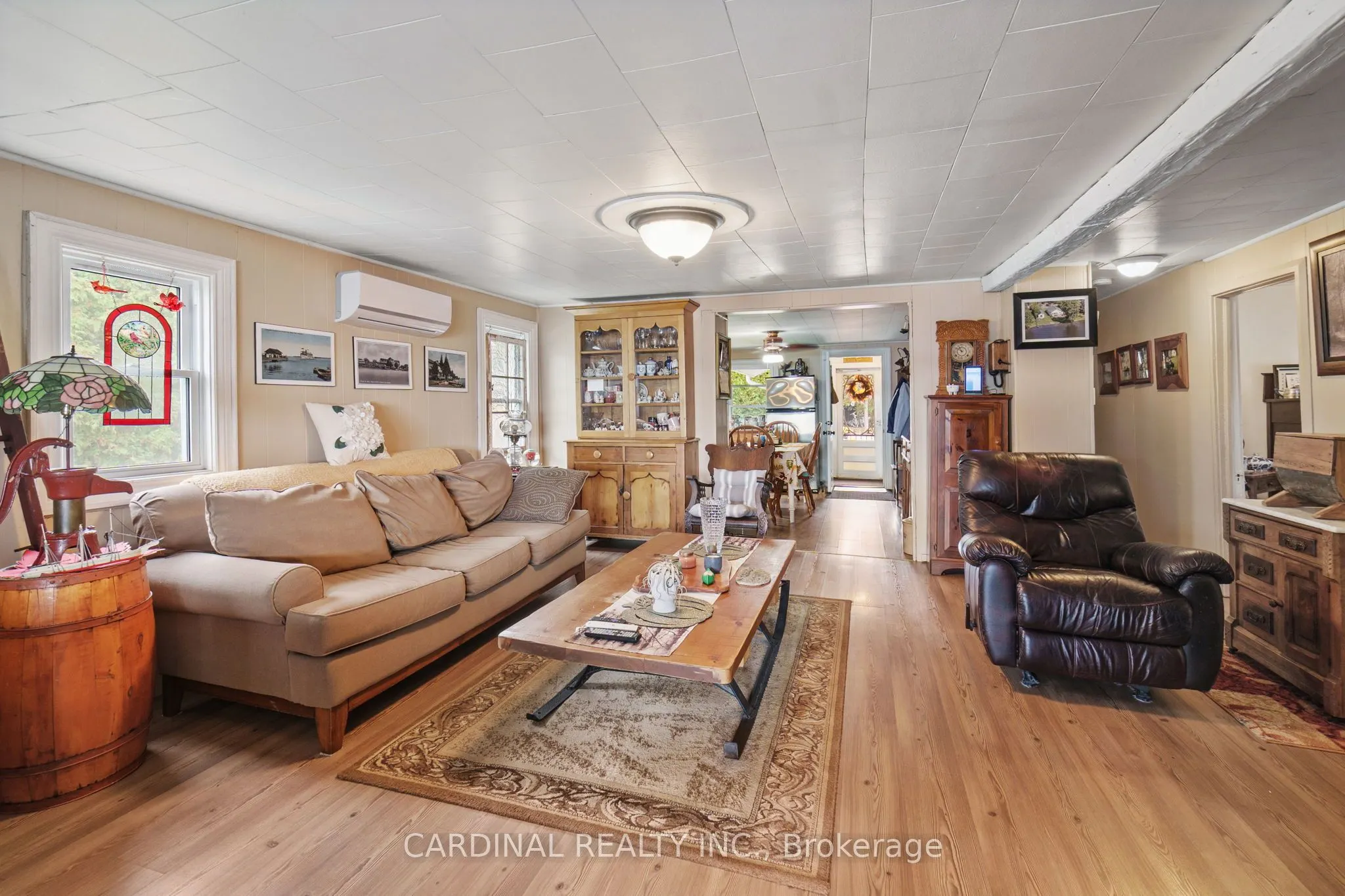 39 Price Street E