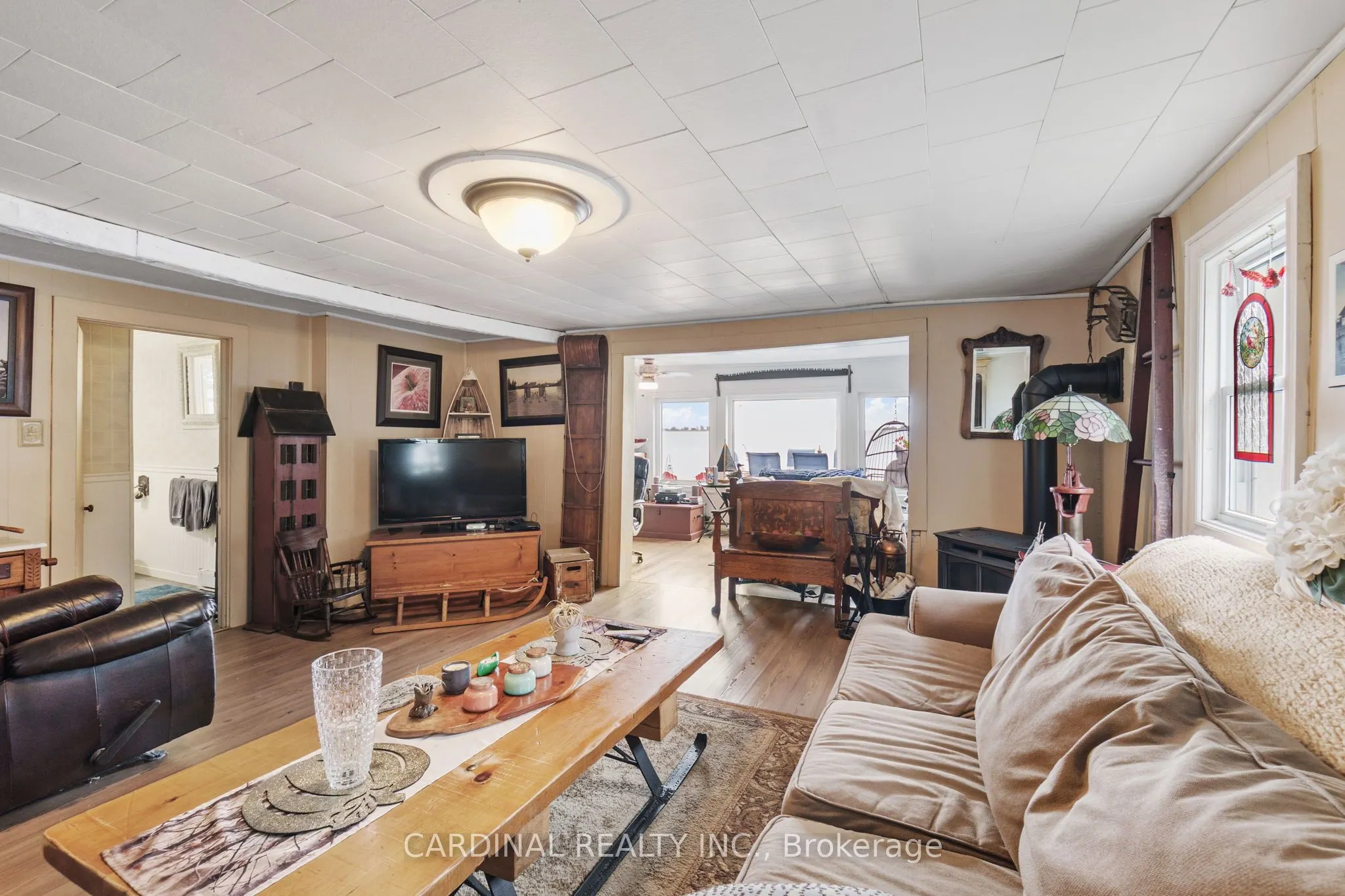 39 Price Street E