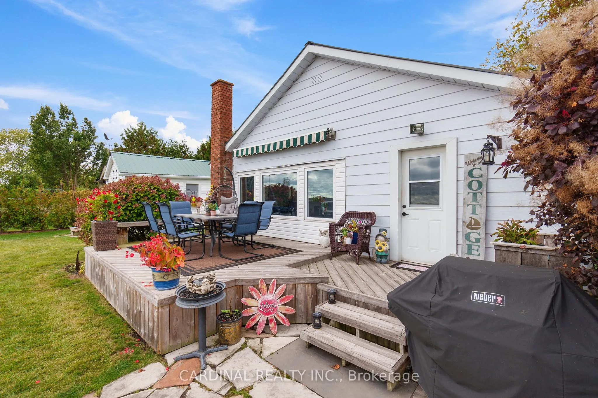 39 Price Street E