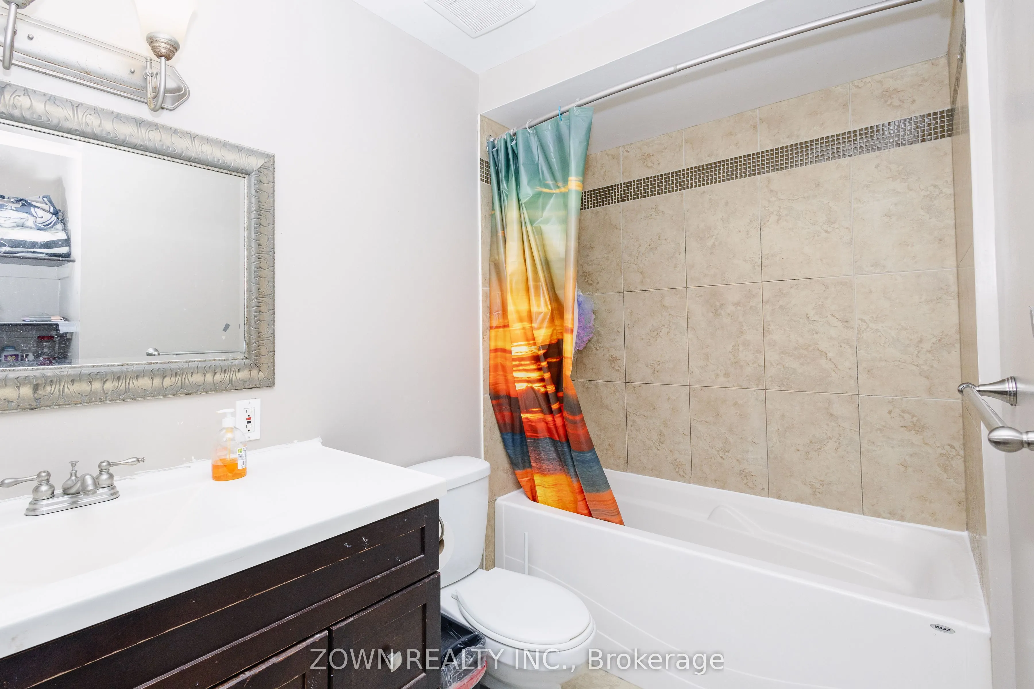 156 Valley Stream Drive, #B
