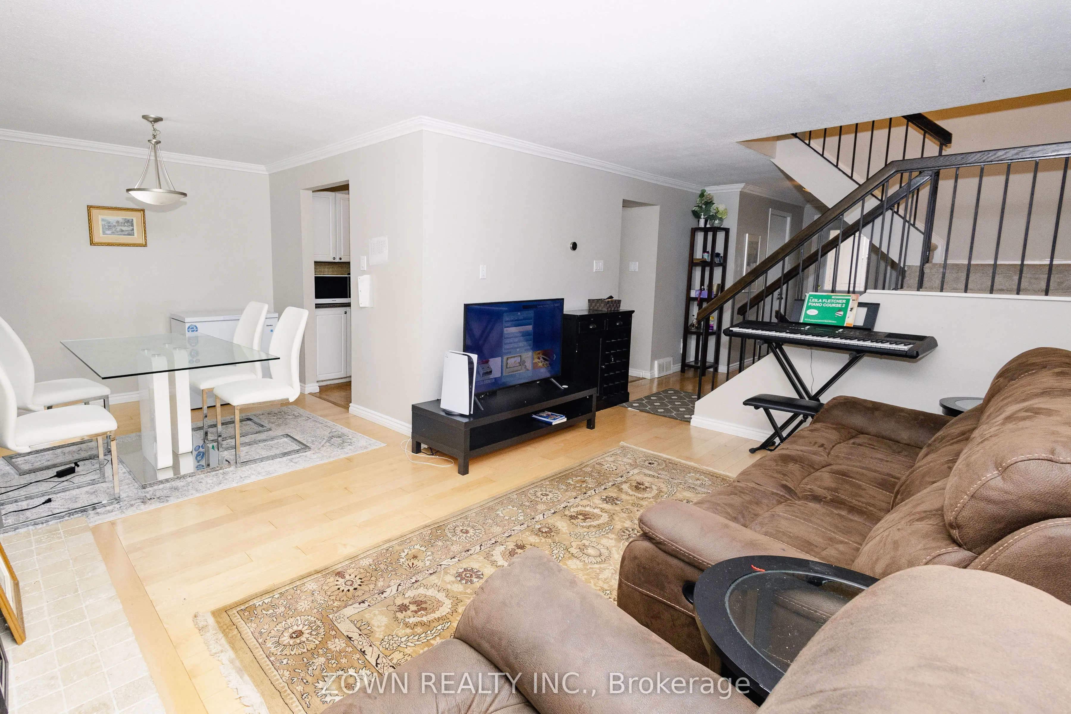 156 Valley Stream Drive, #B