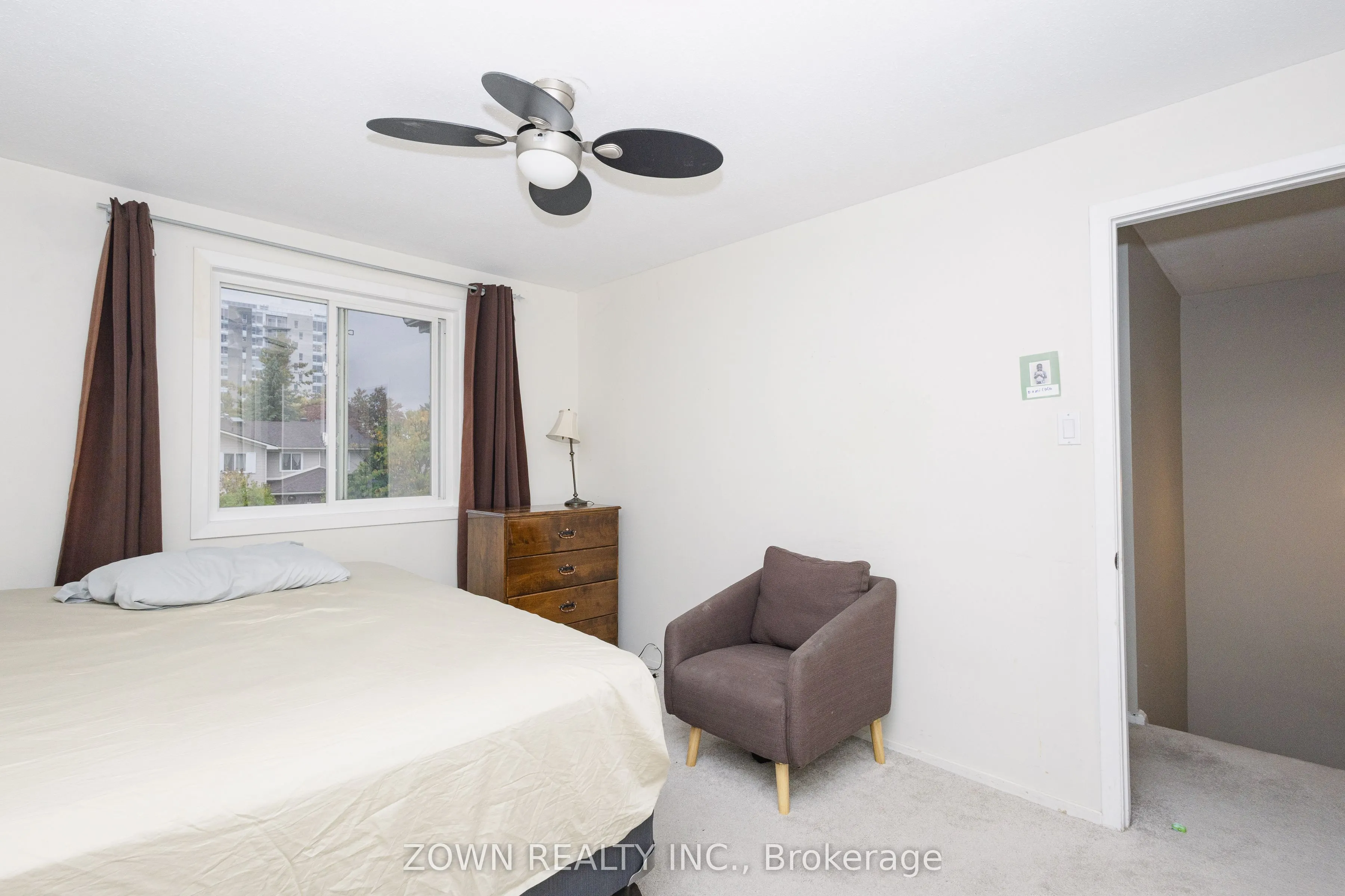 156 Valley Stream Drive, #B