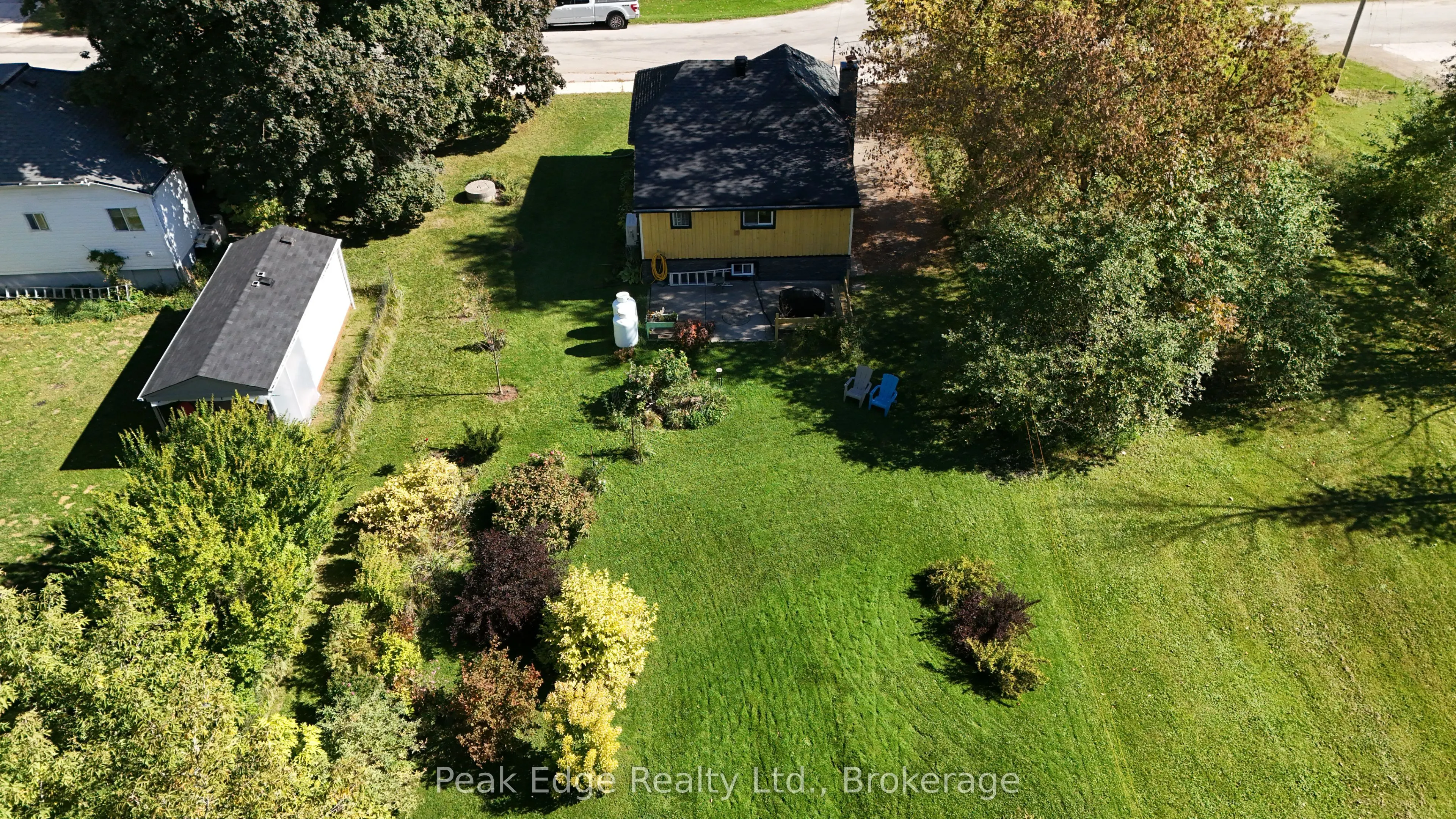 20 Dirstien Street South Street S