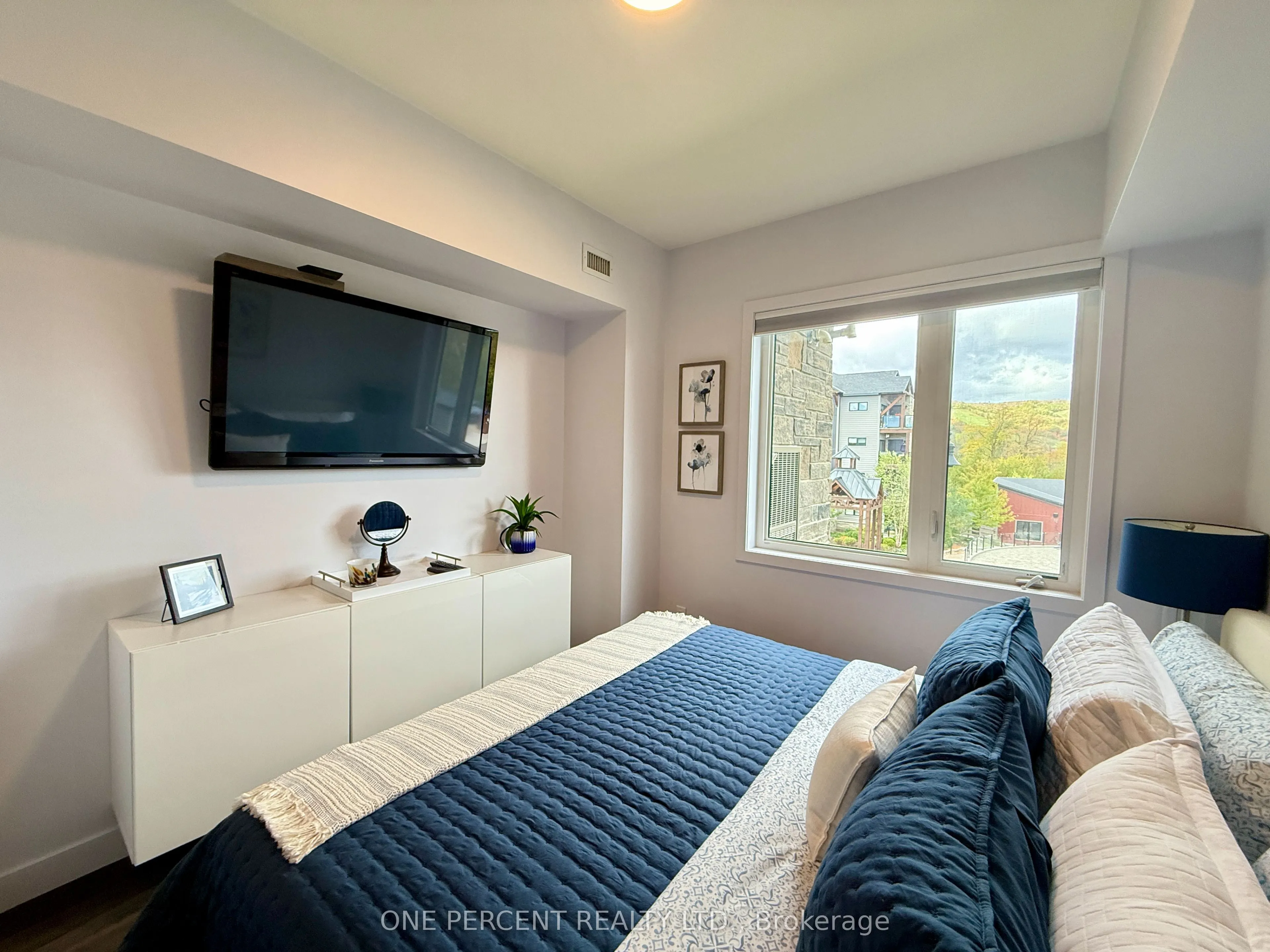 12 Beckwith Lane, #302