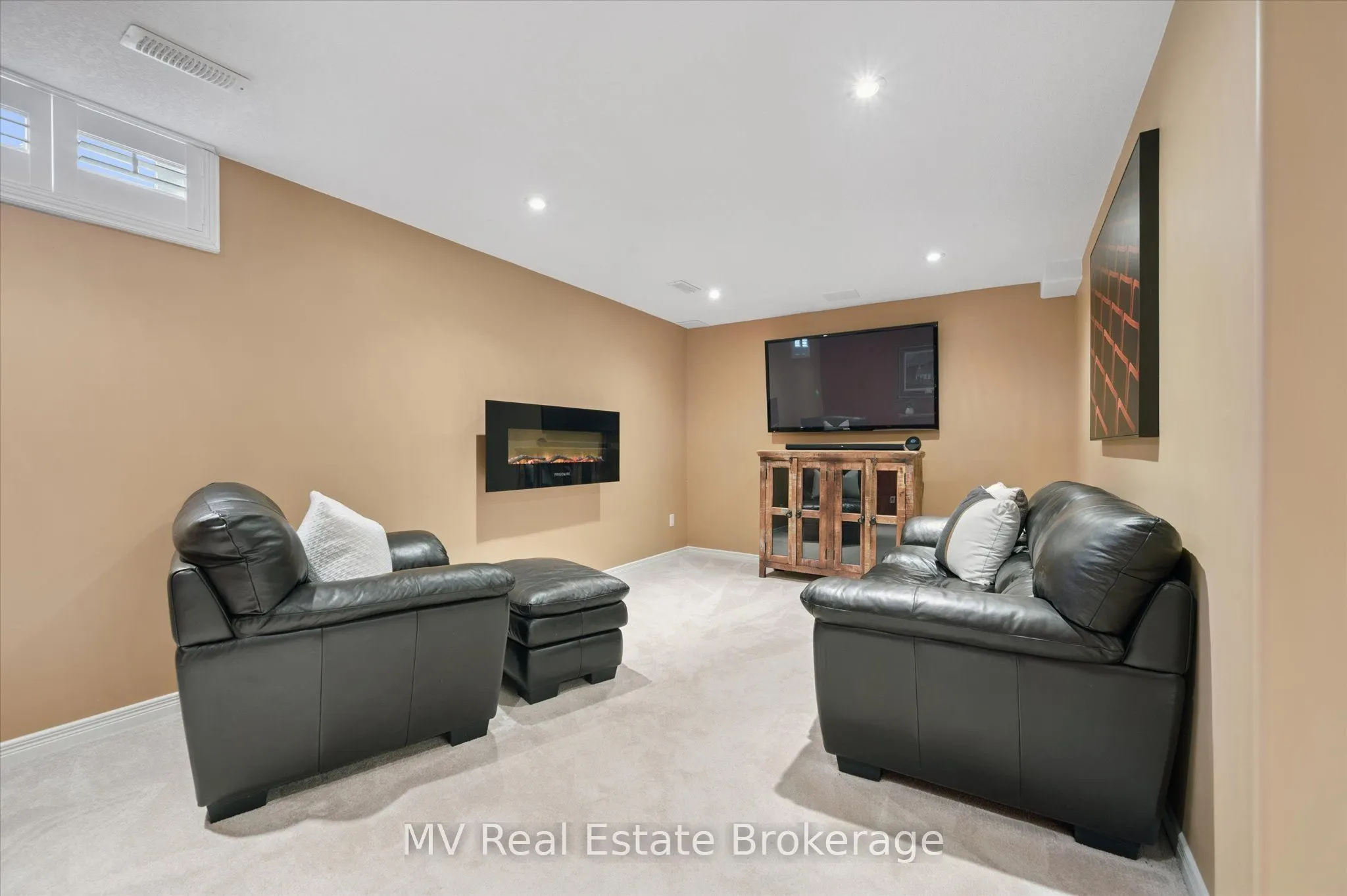 104 Gibbons Drive
