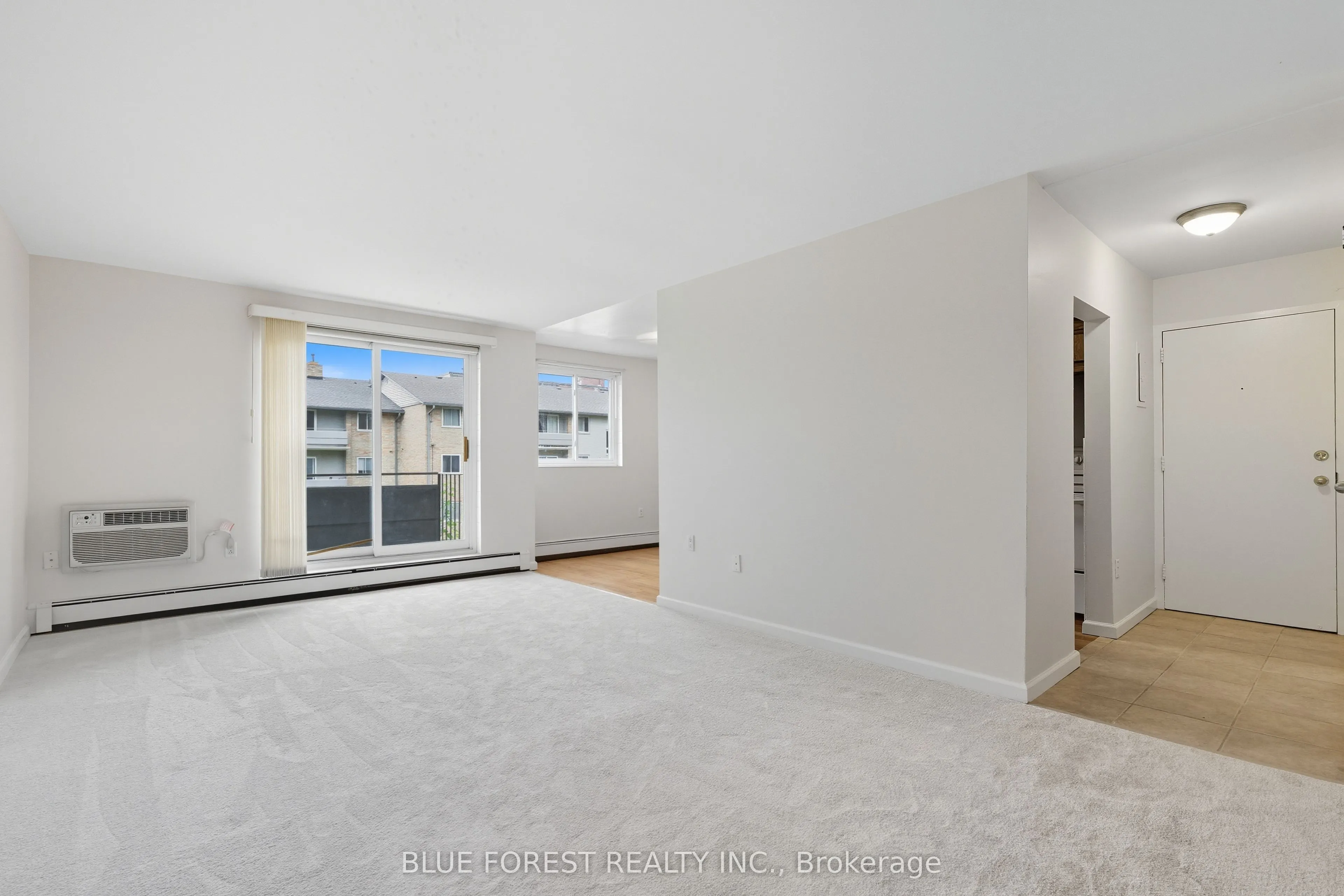 665 Wonderland Road S, #4