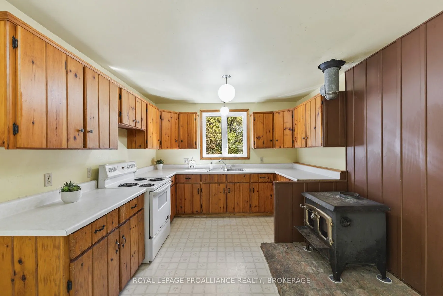 1136 Millhaven Road