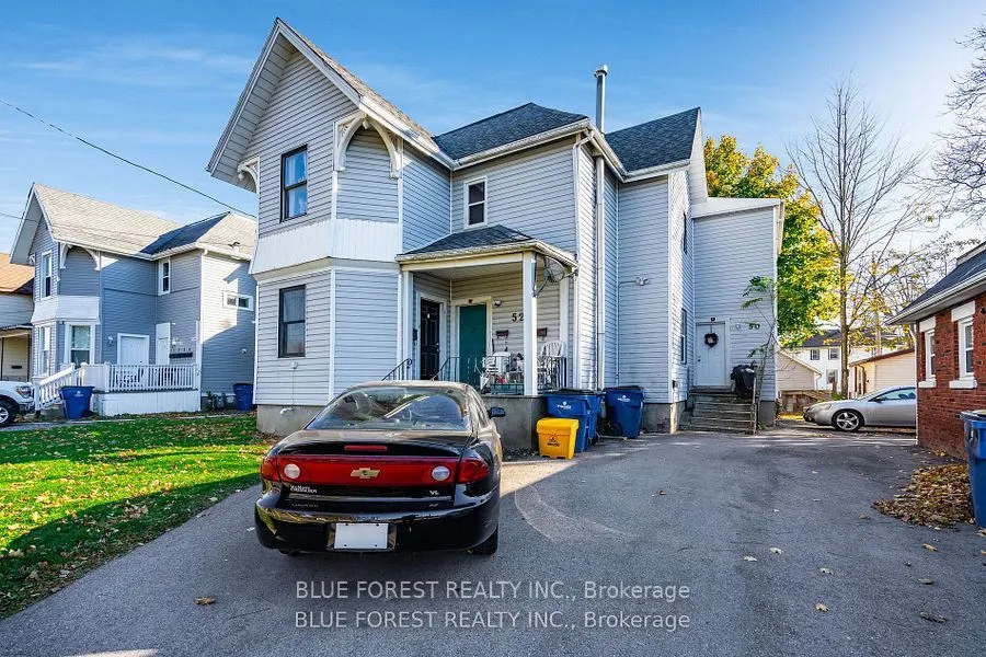 50-52 Wellington Street E
