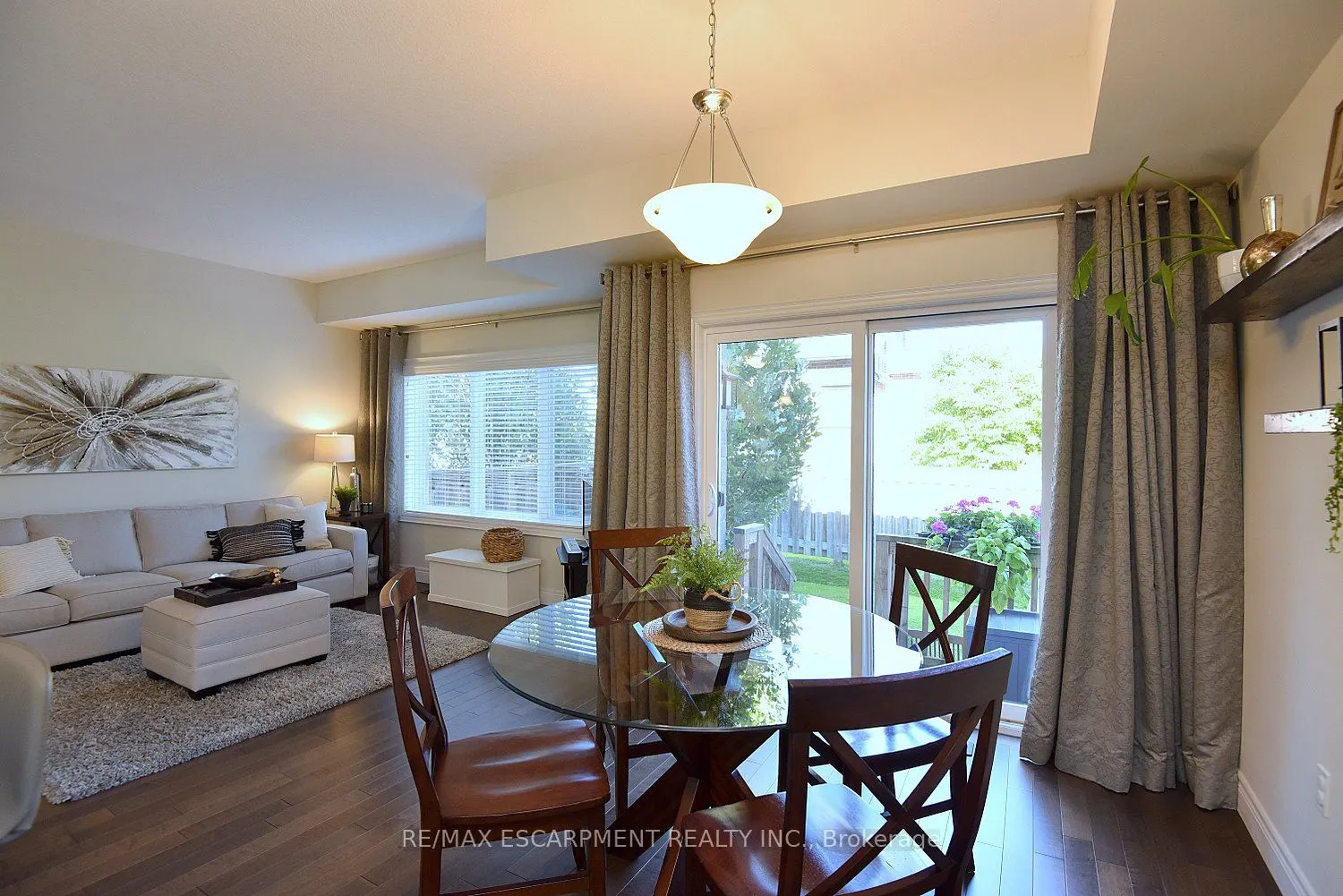 40 Hamilton Street S, #7