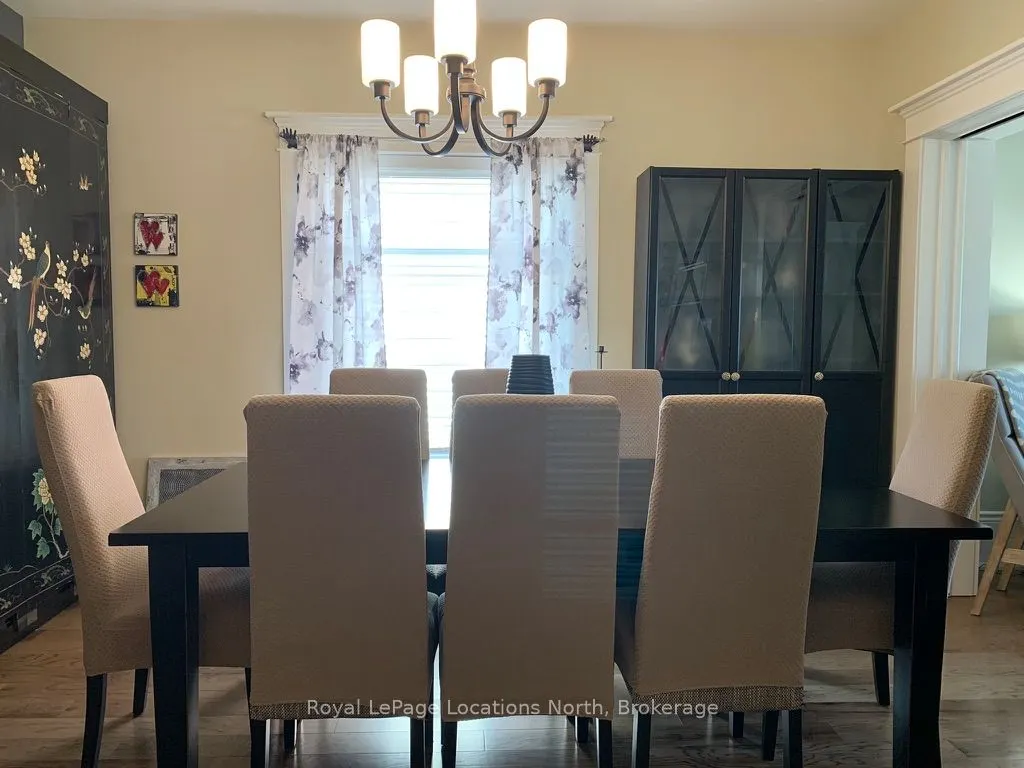 7 Edwin Street W
