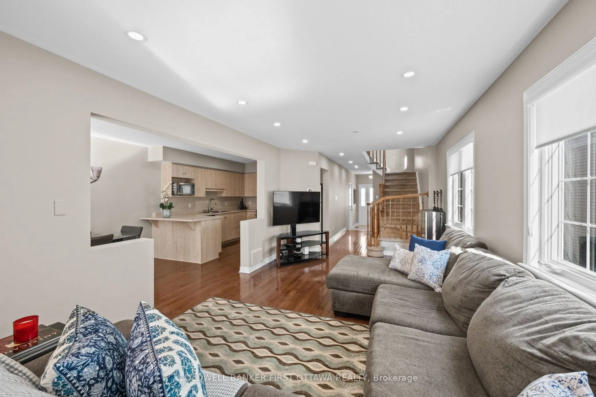 20 Fieldberry Private