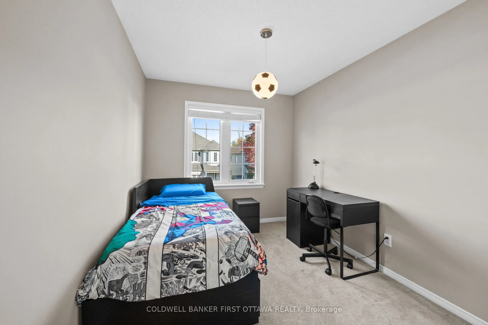 20 Fieldberry Private