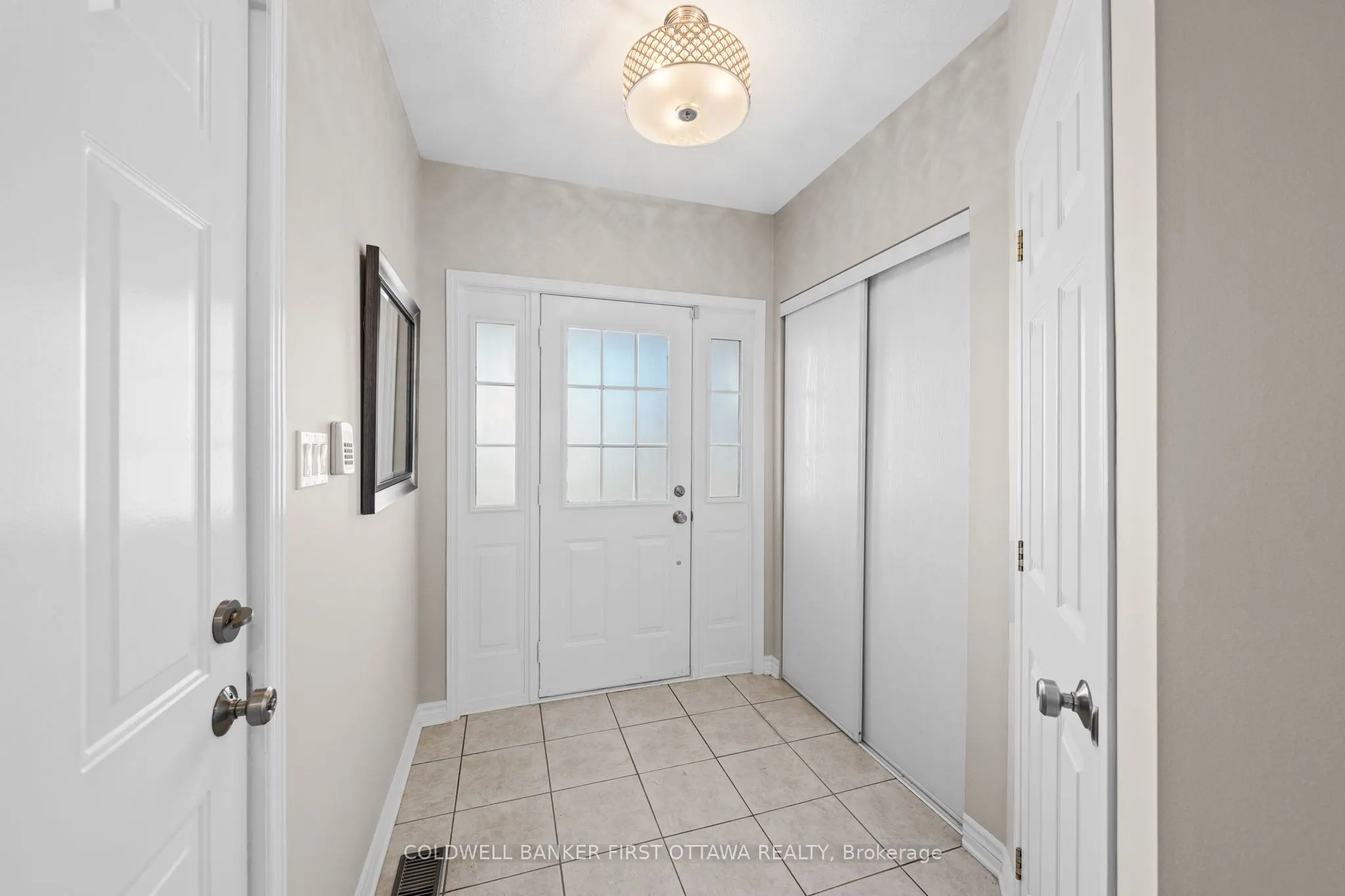 20 Fieldberry Private