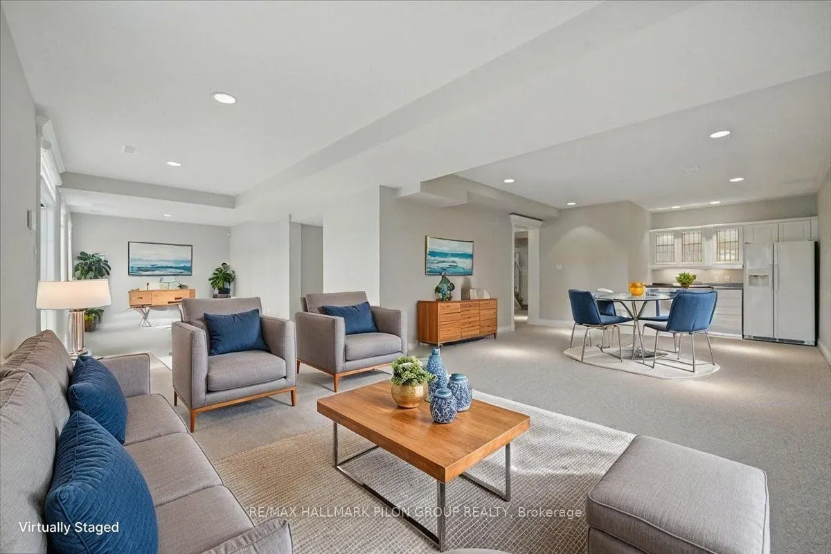 6373 RADISSON Way