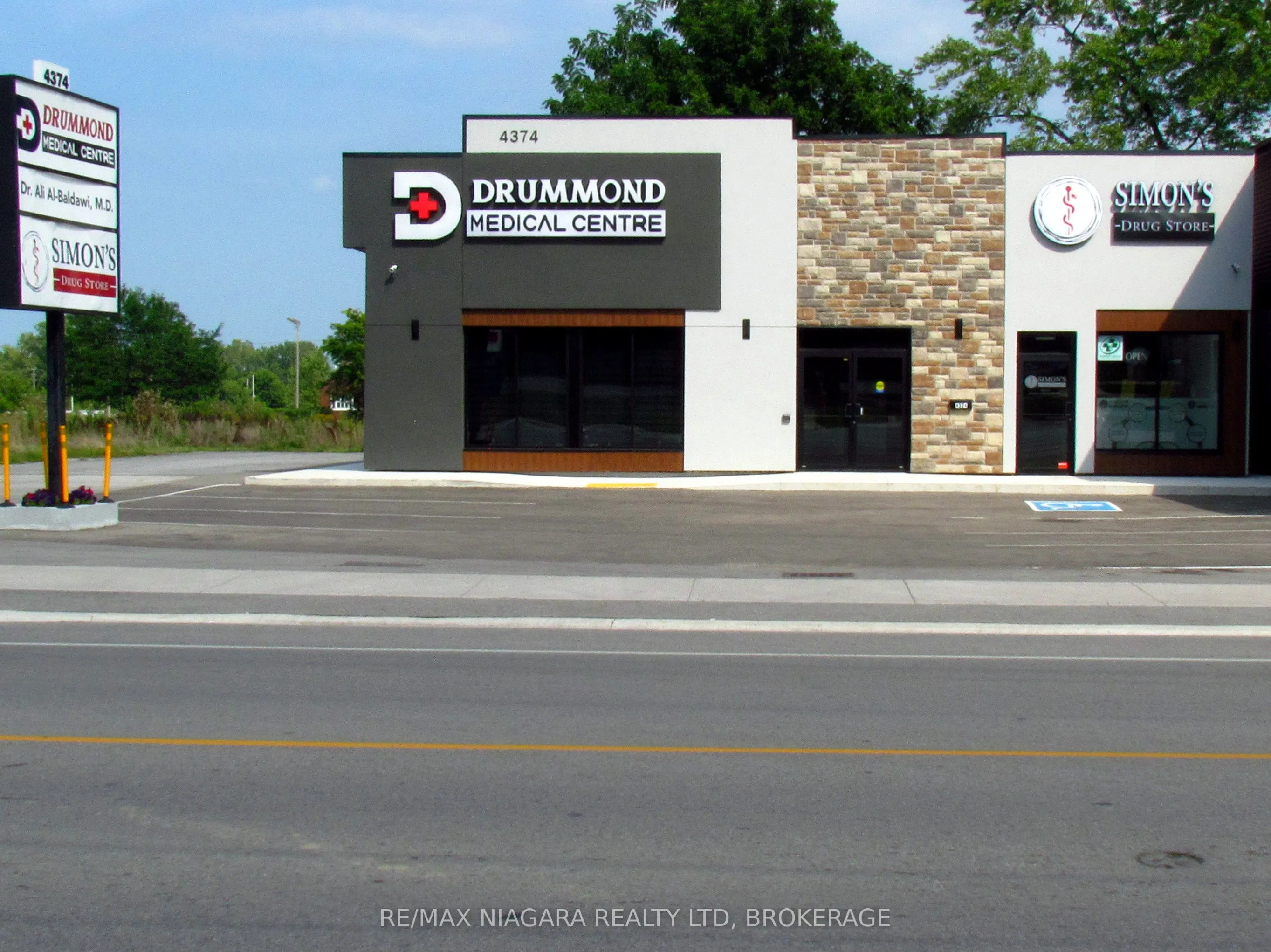 4374 DRUMMOND Road
