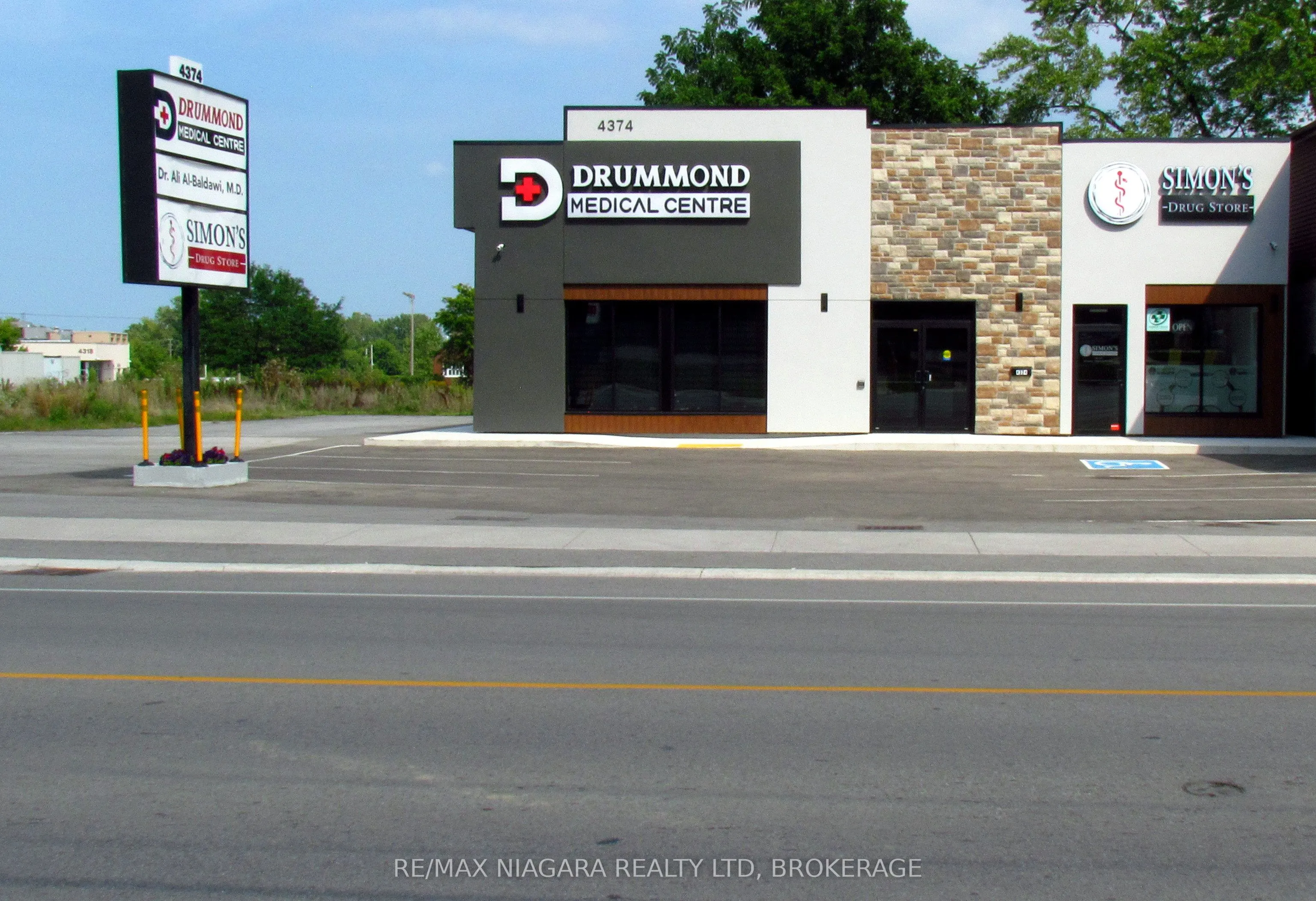4374 DRUMMOND Road