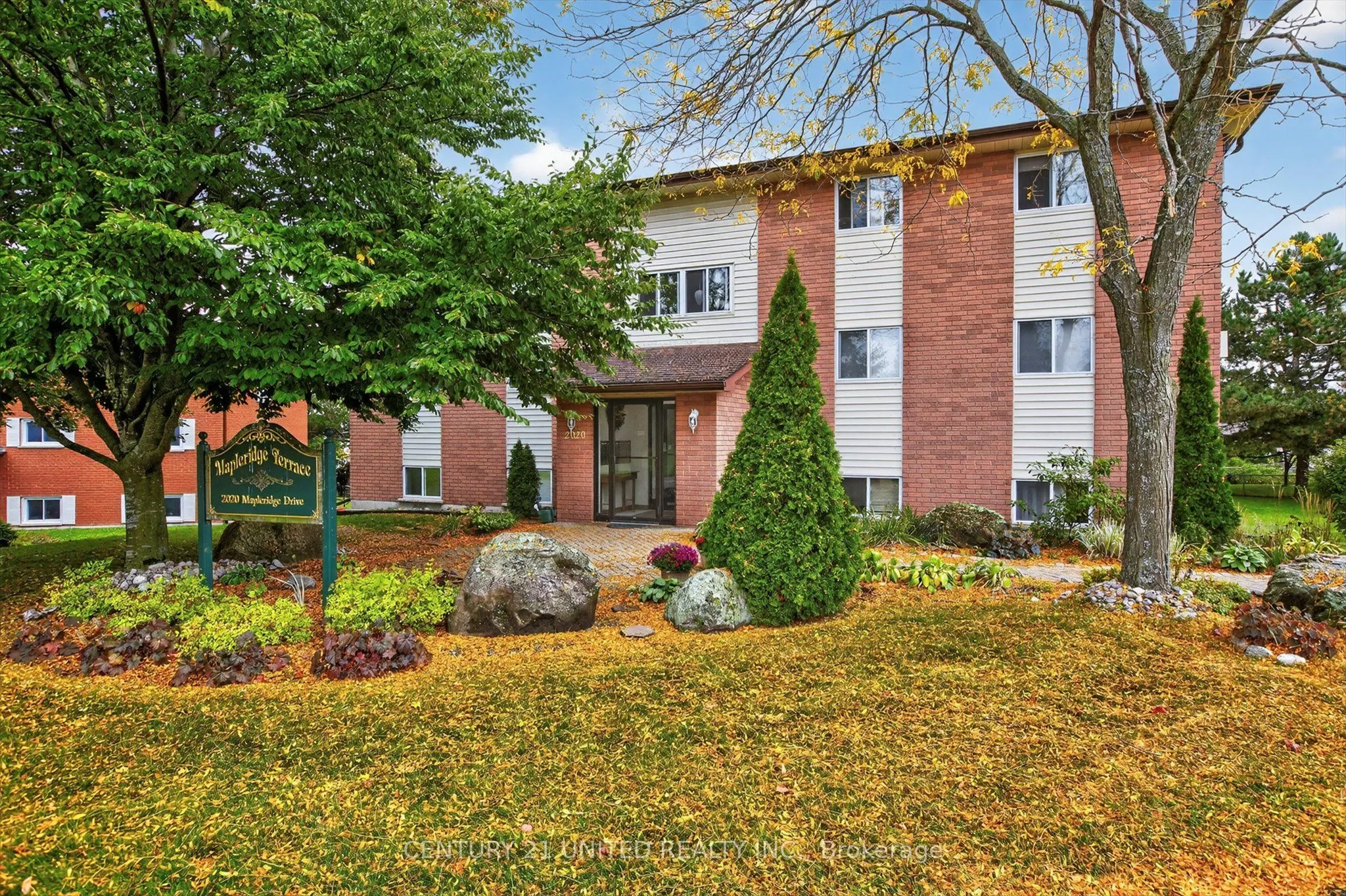 2020 Mapleridge Drive, #303