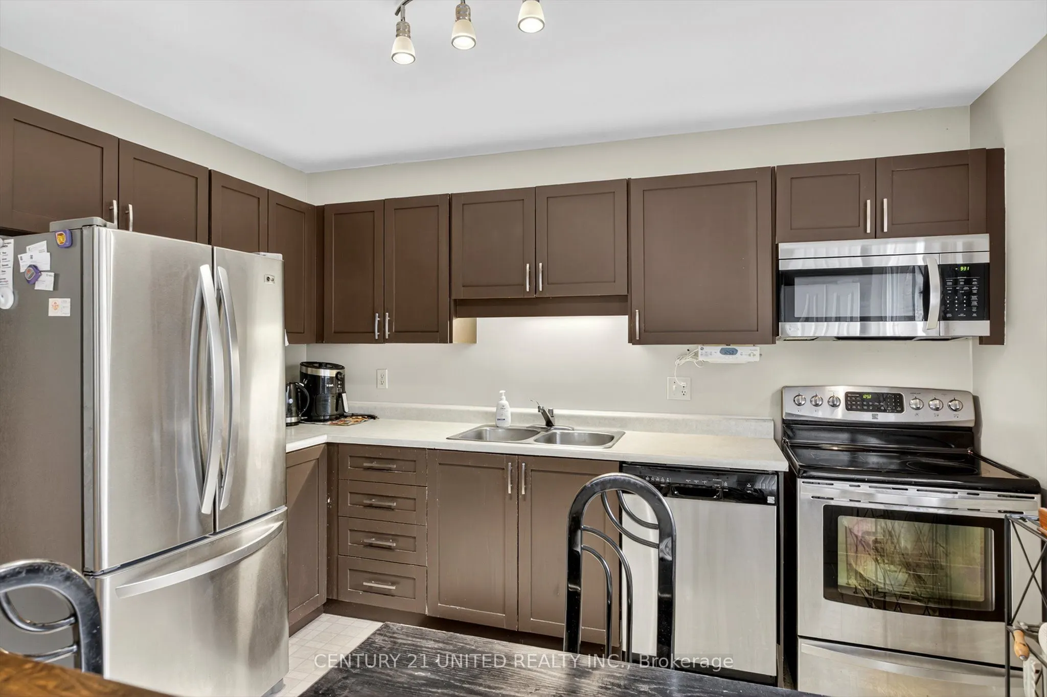 2020 Mapleridge Drive, #303