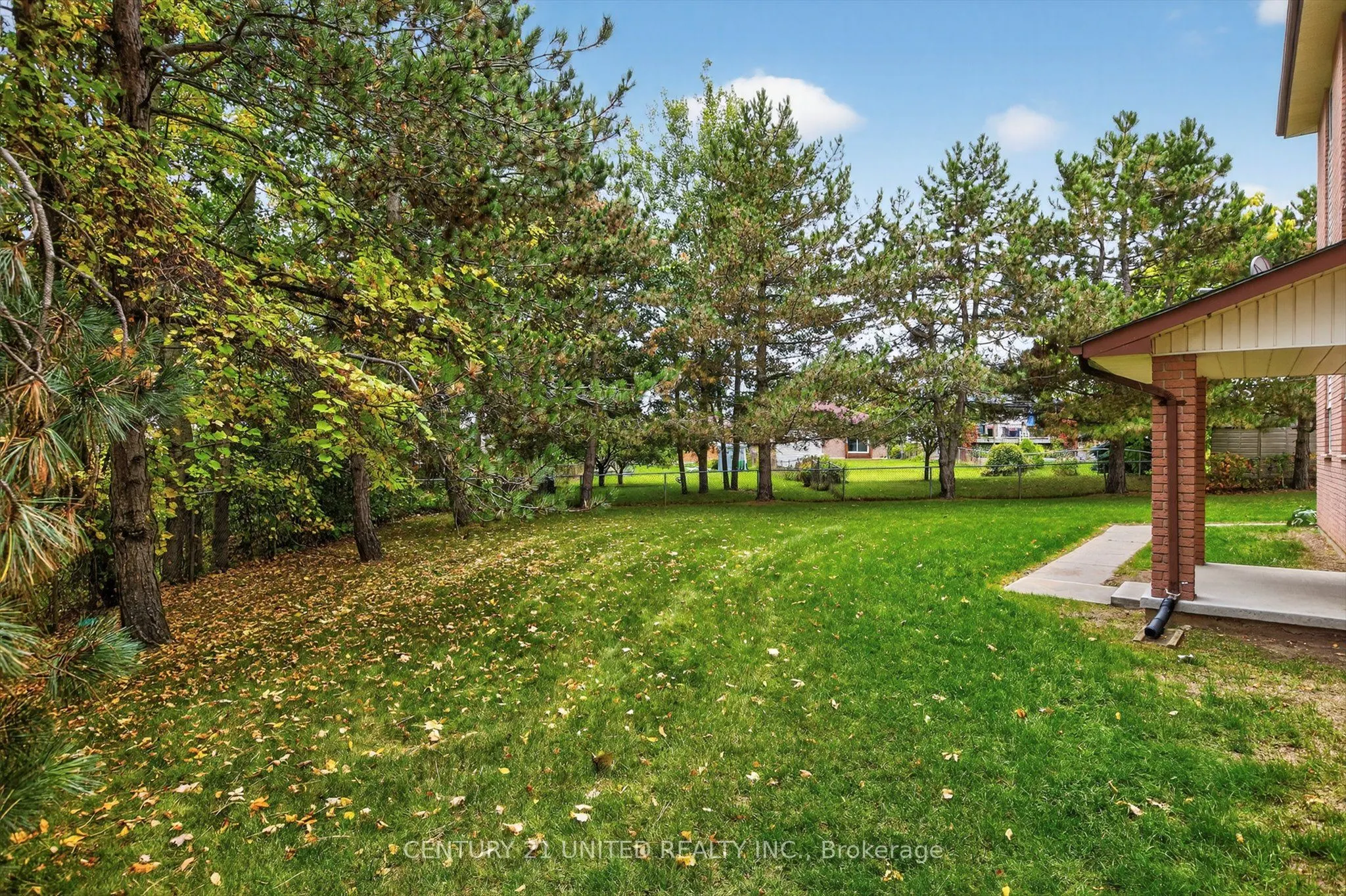 2020 Mapleridge Drive, #303