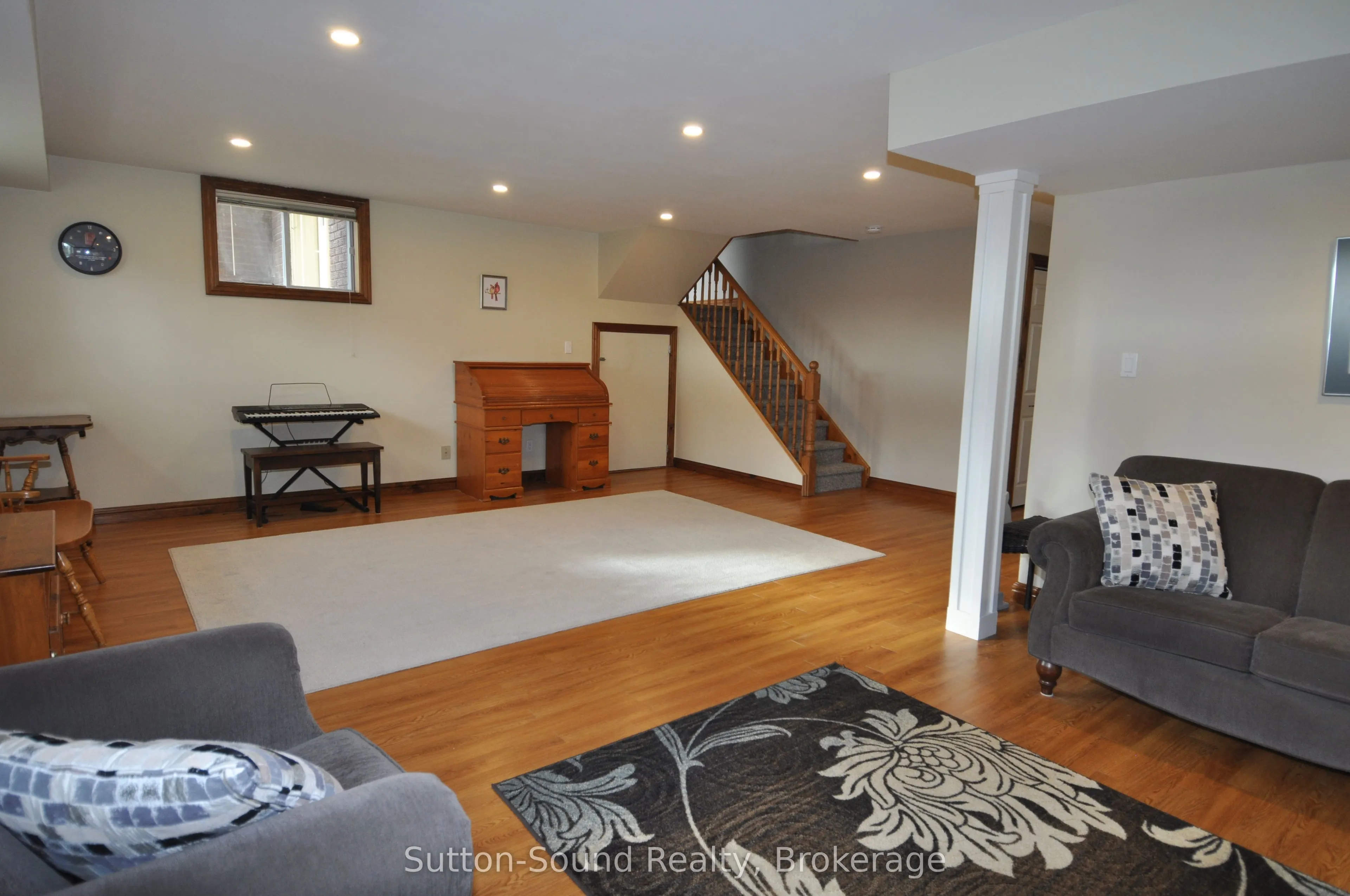 232 Finden Street