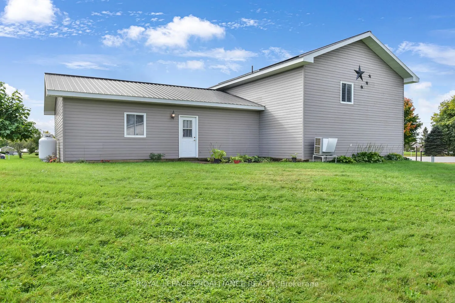 11 Judy Place