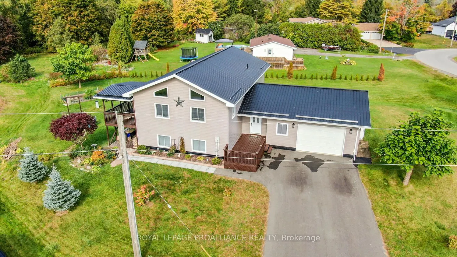 11 Judy Place