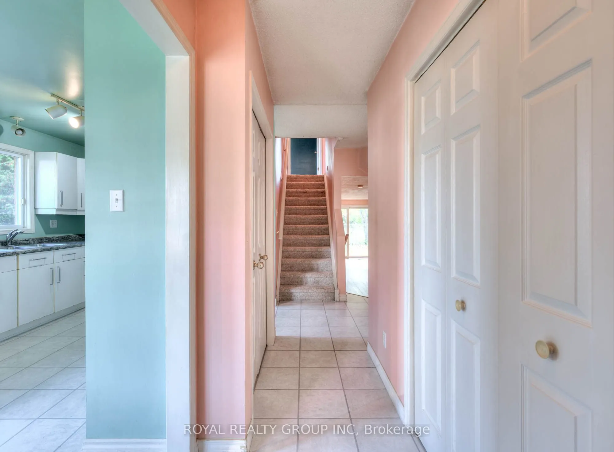 119 Keewatin Avenue