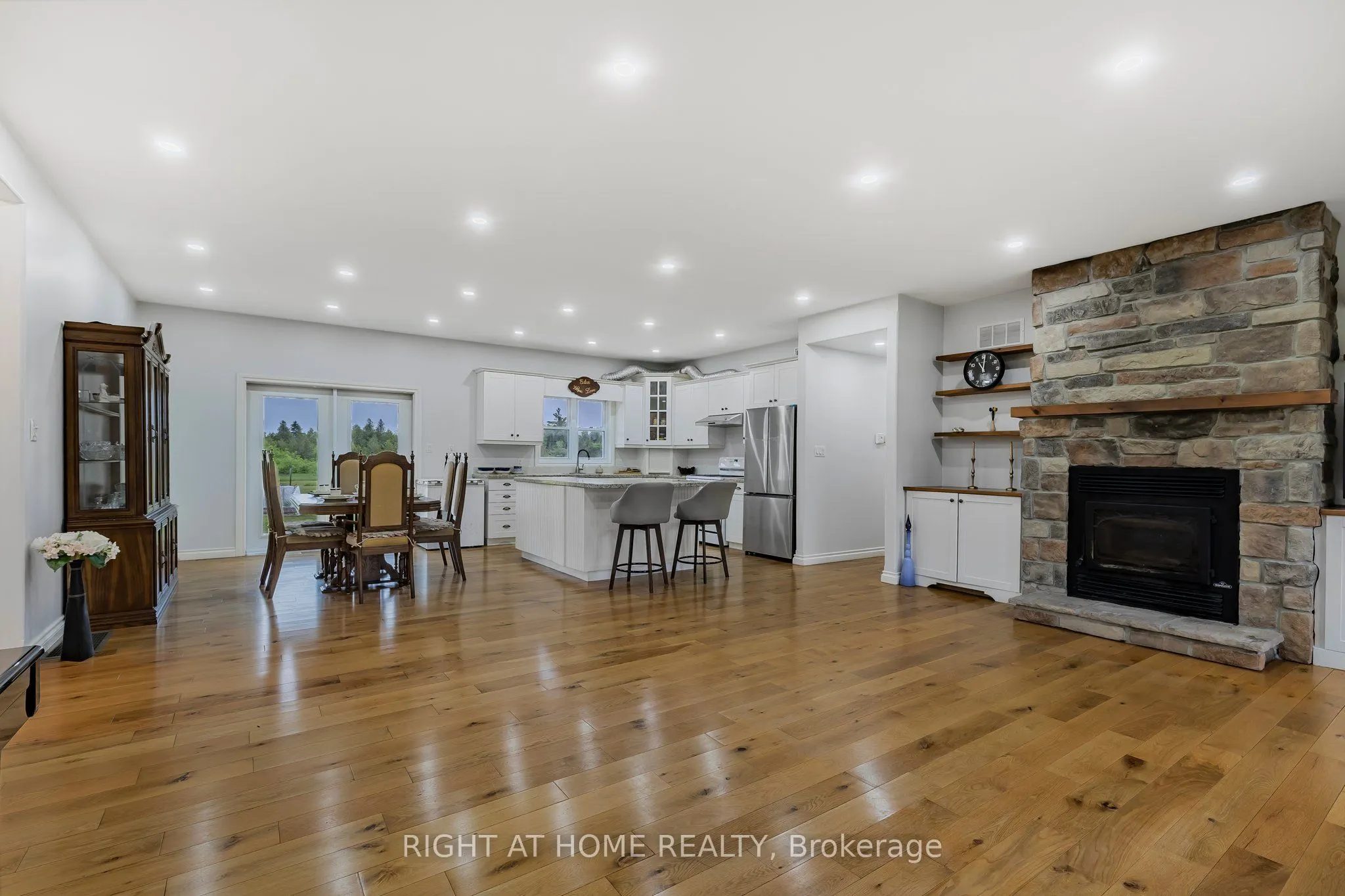 371 Digby Laxton Boundary Road