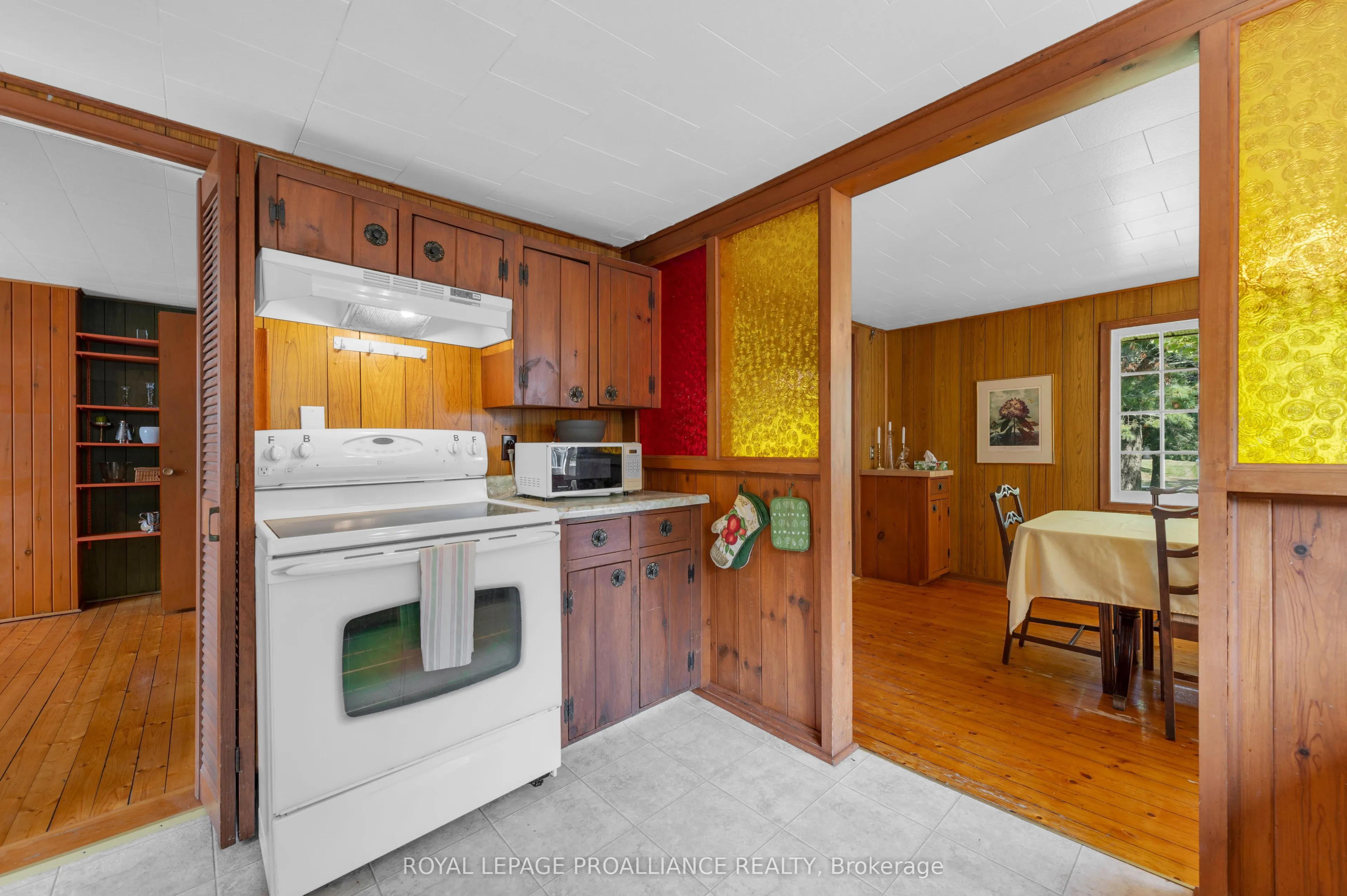 77 Bayshore Road