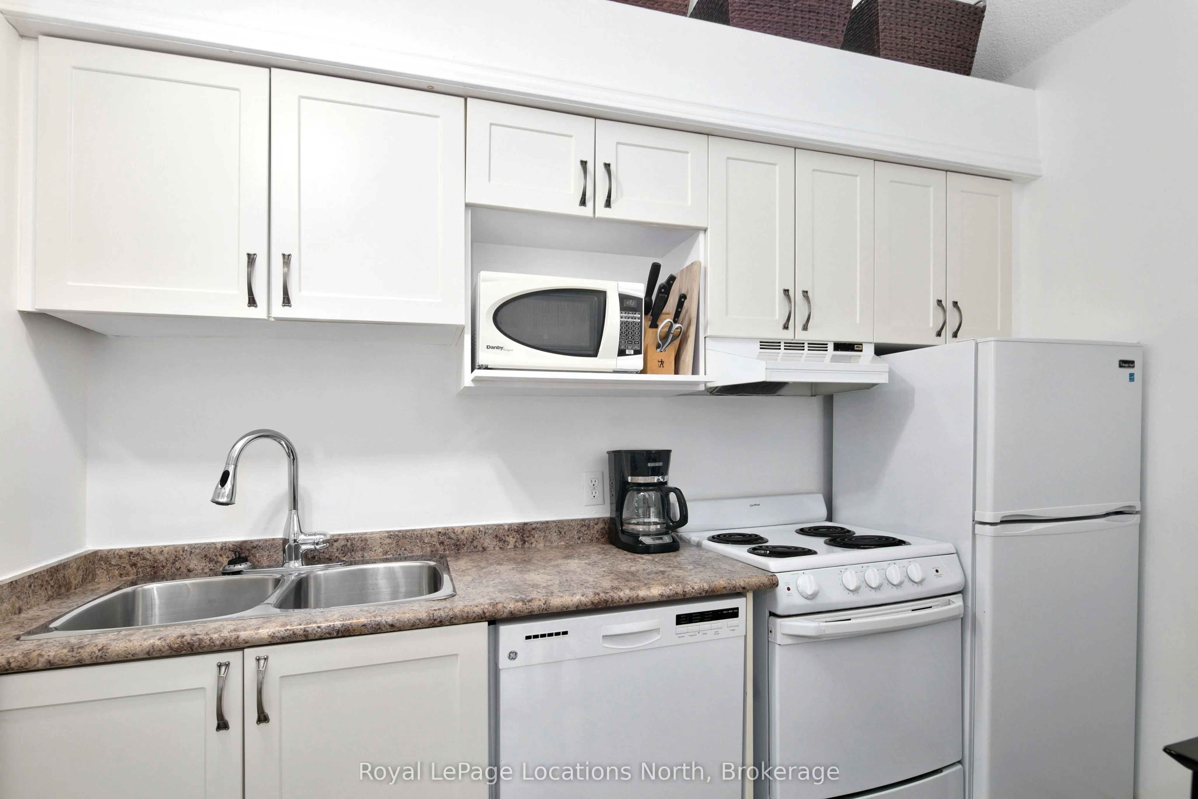 796468 Grey 19 Road, #116