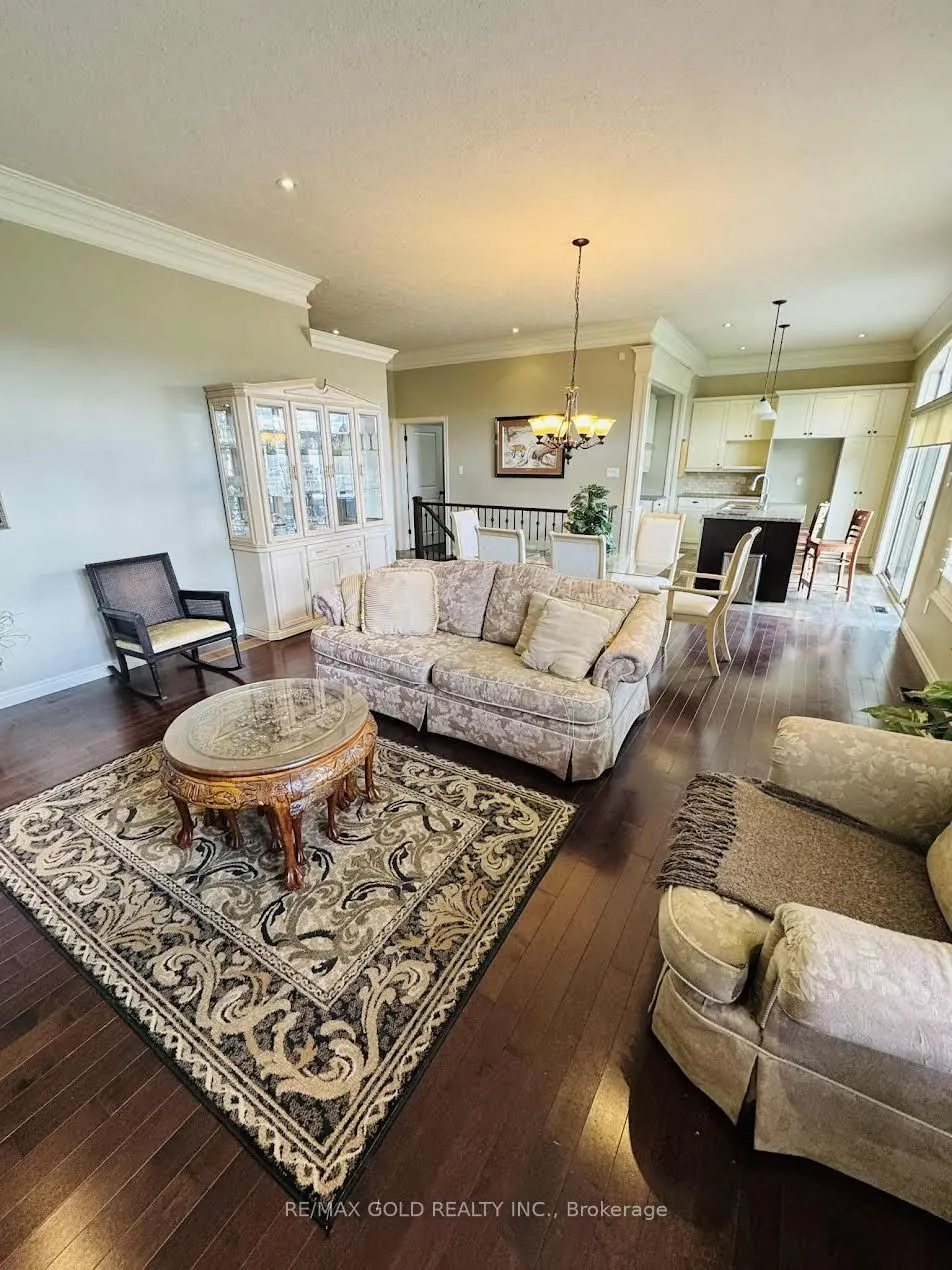 68 Fairview Drive, ##10