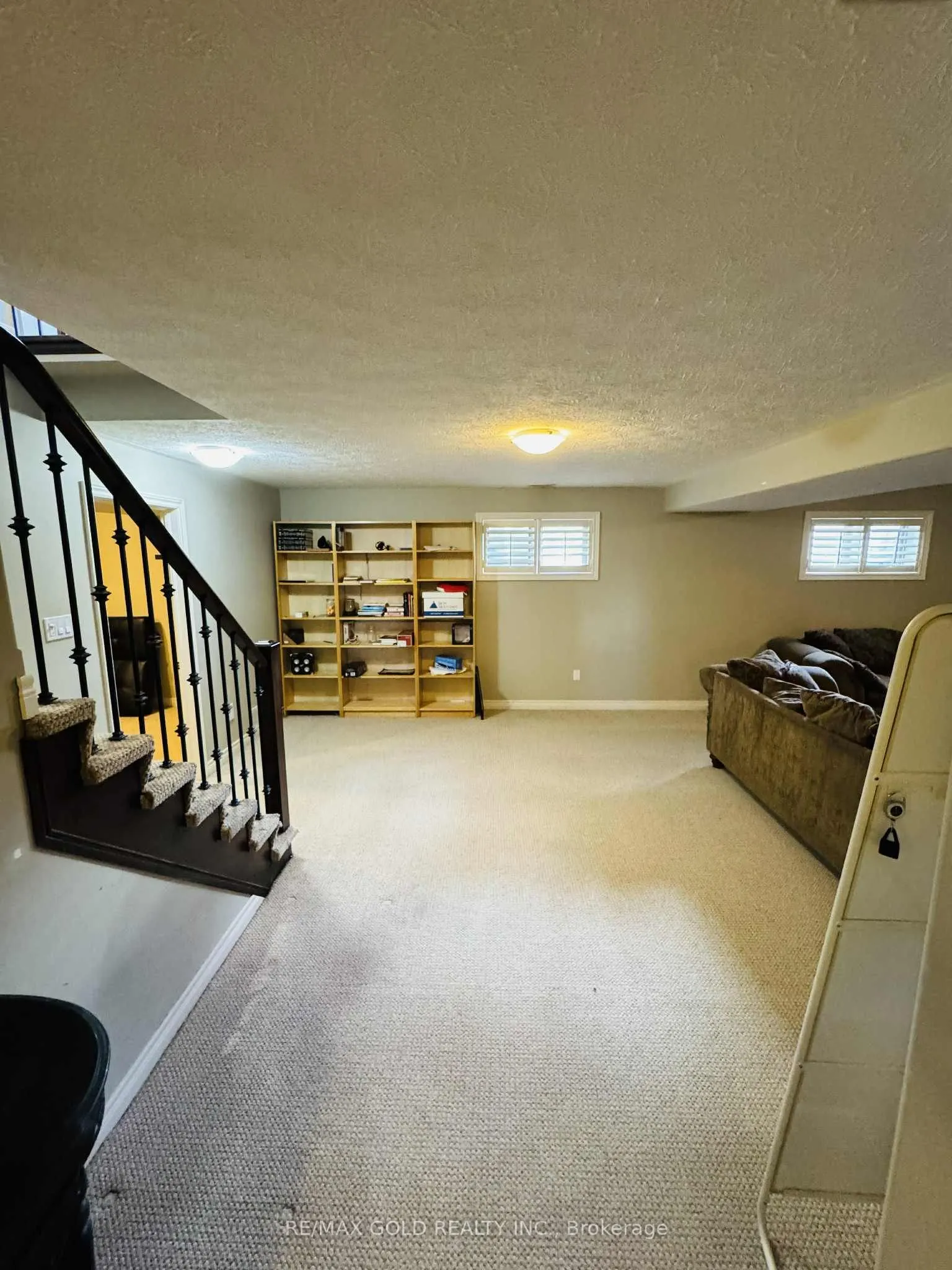 68 Fairview Drive, ##10