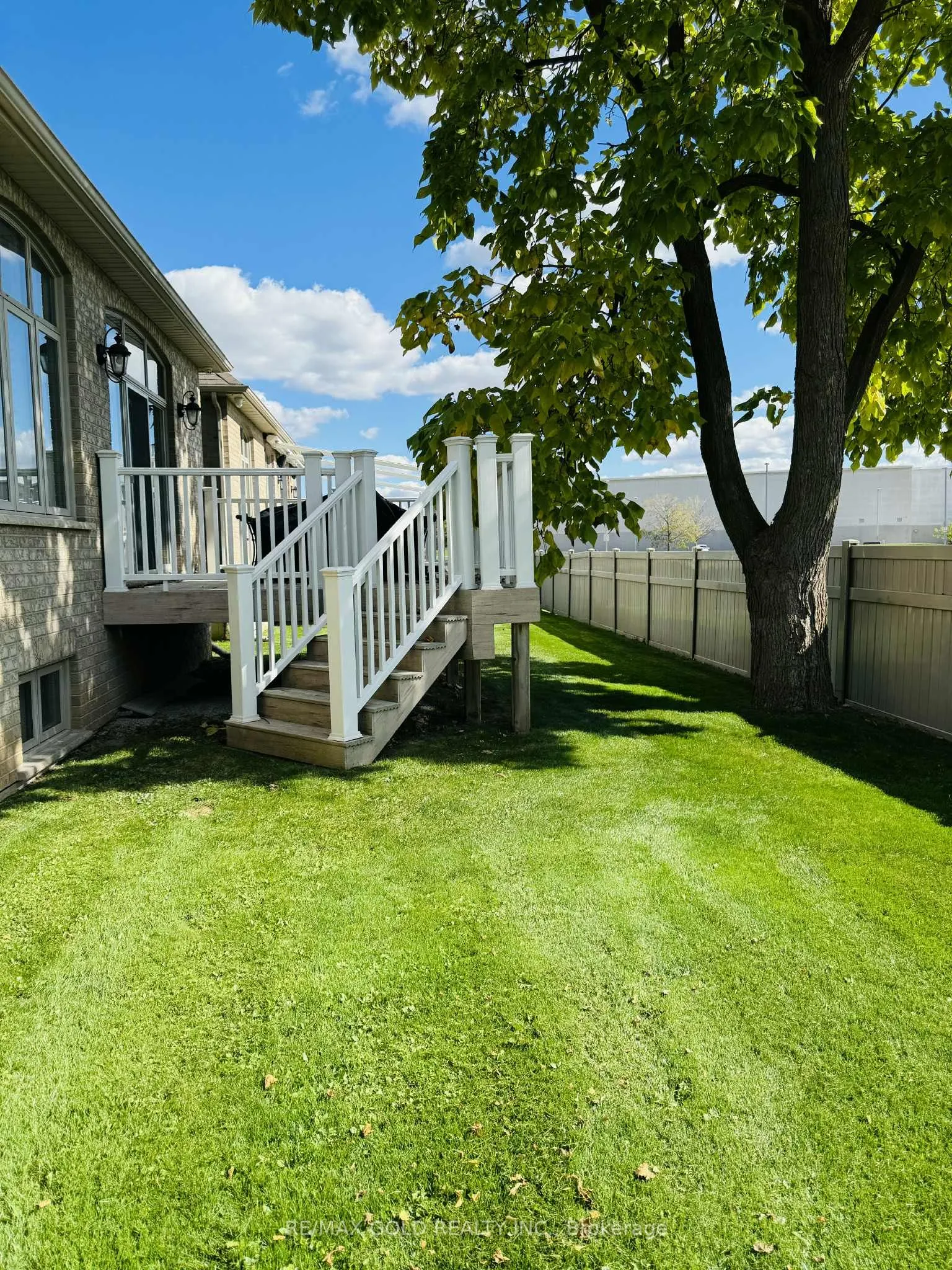 68 Fairview Drive, ##10
