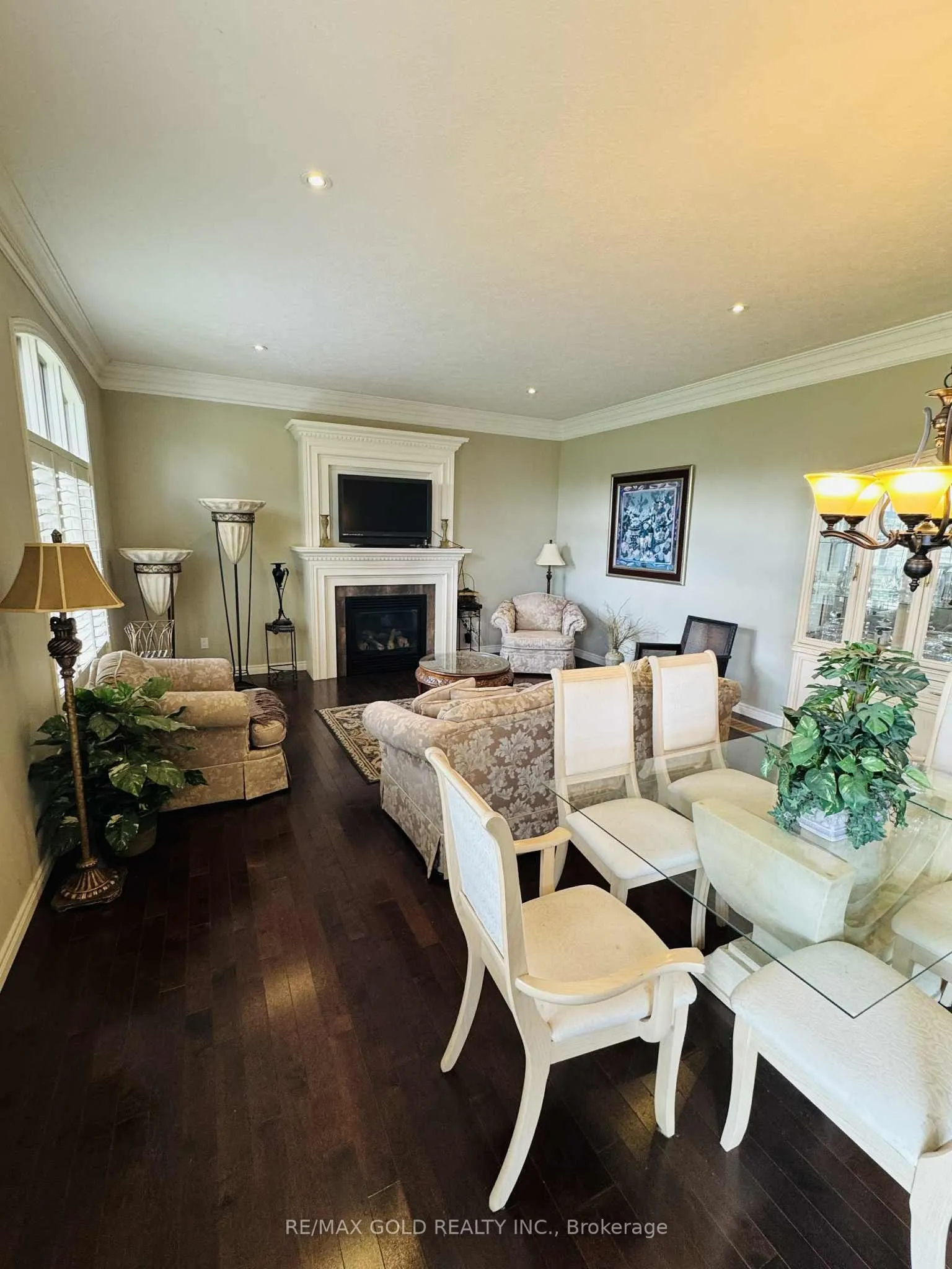 68 Fairview Drive, ##10