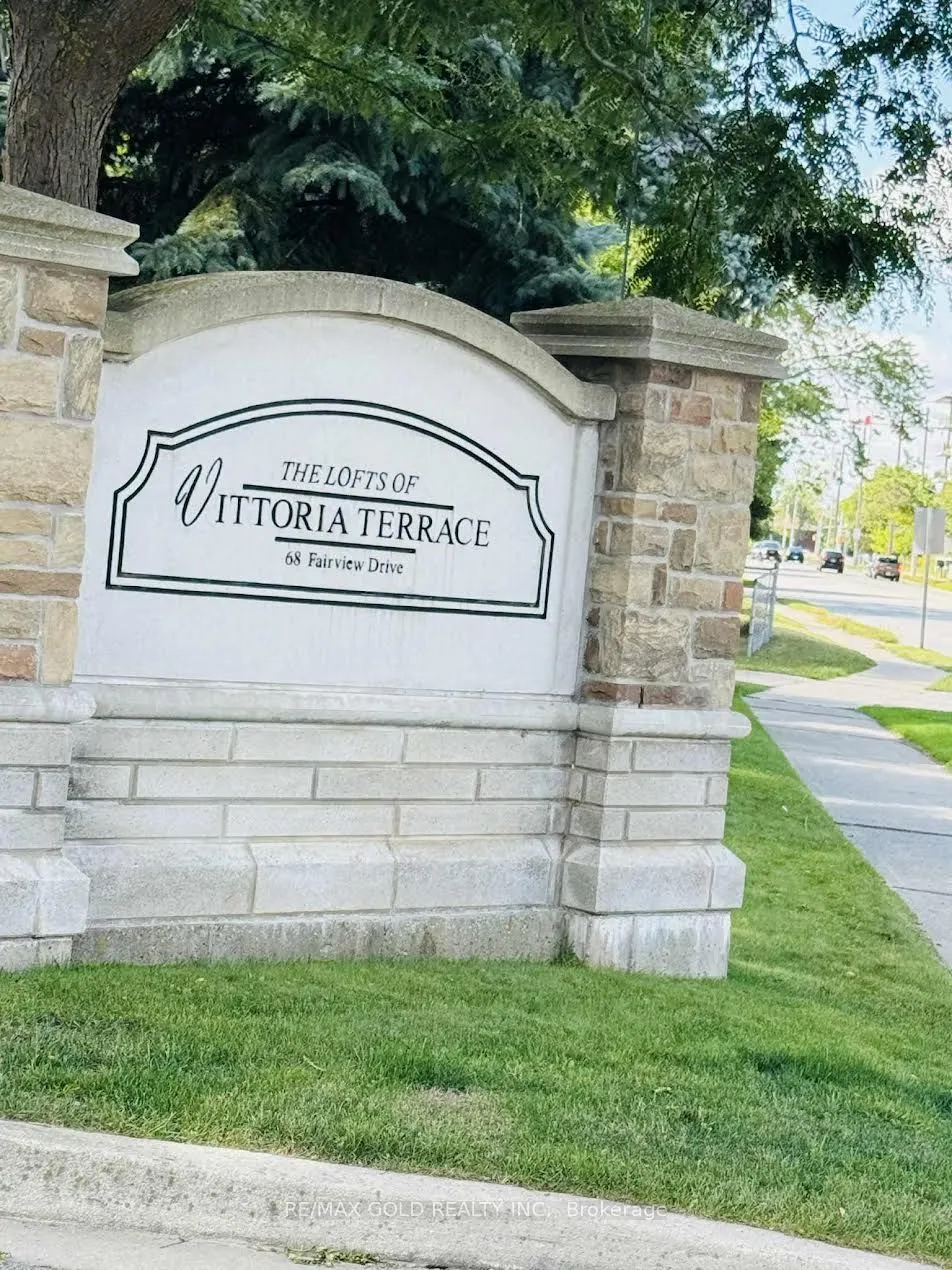 68 Fairview Drive, ##10