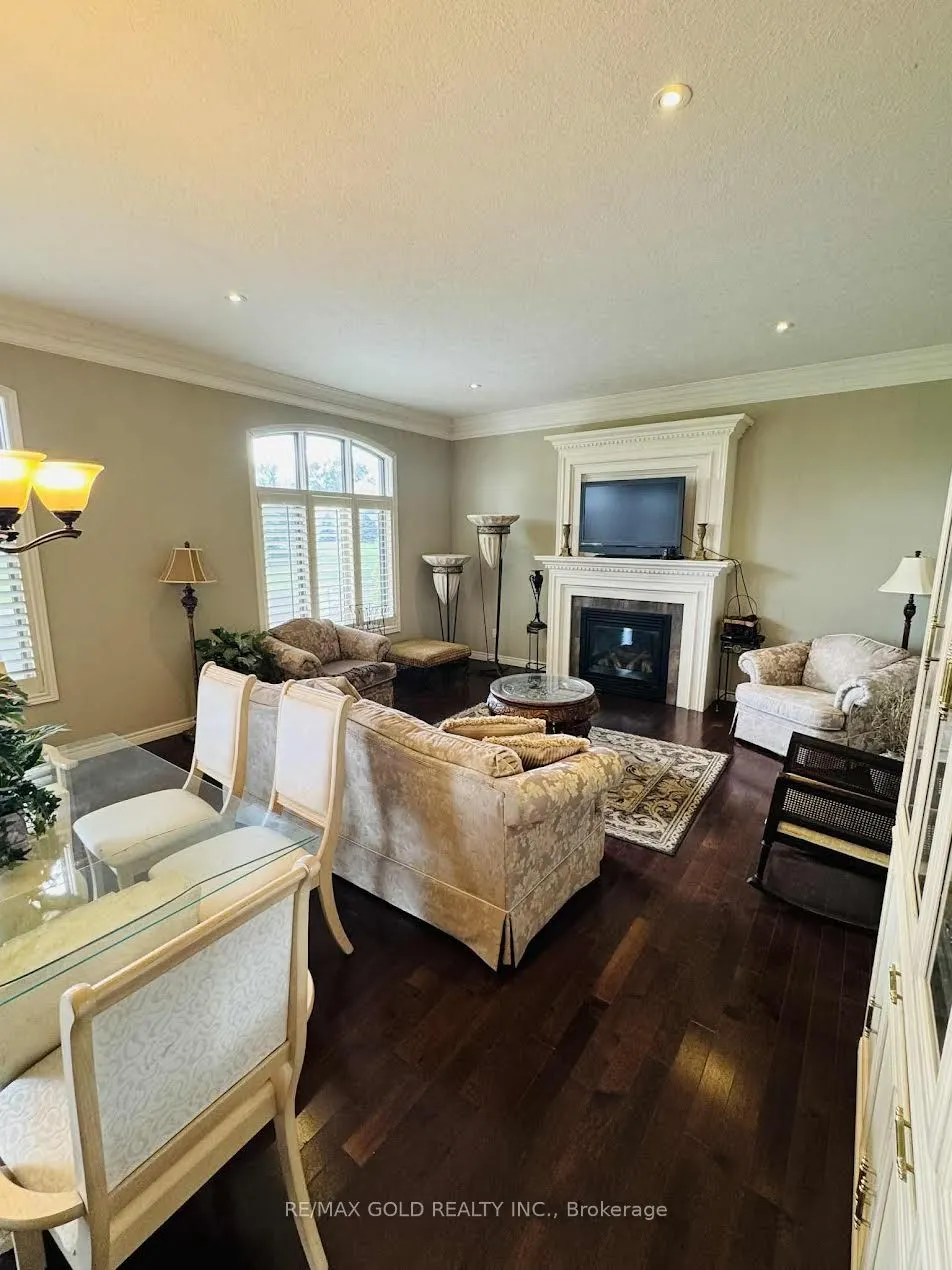 68 Fairview Drive, ##10
