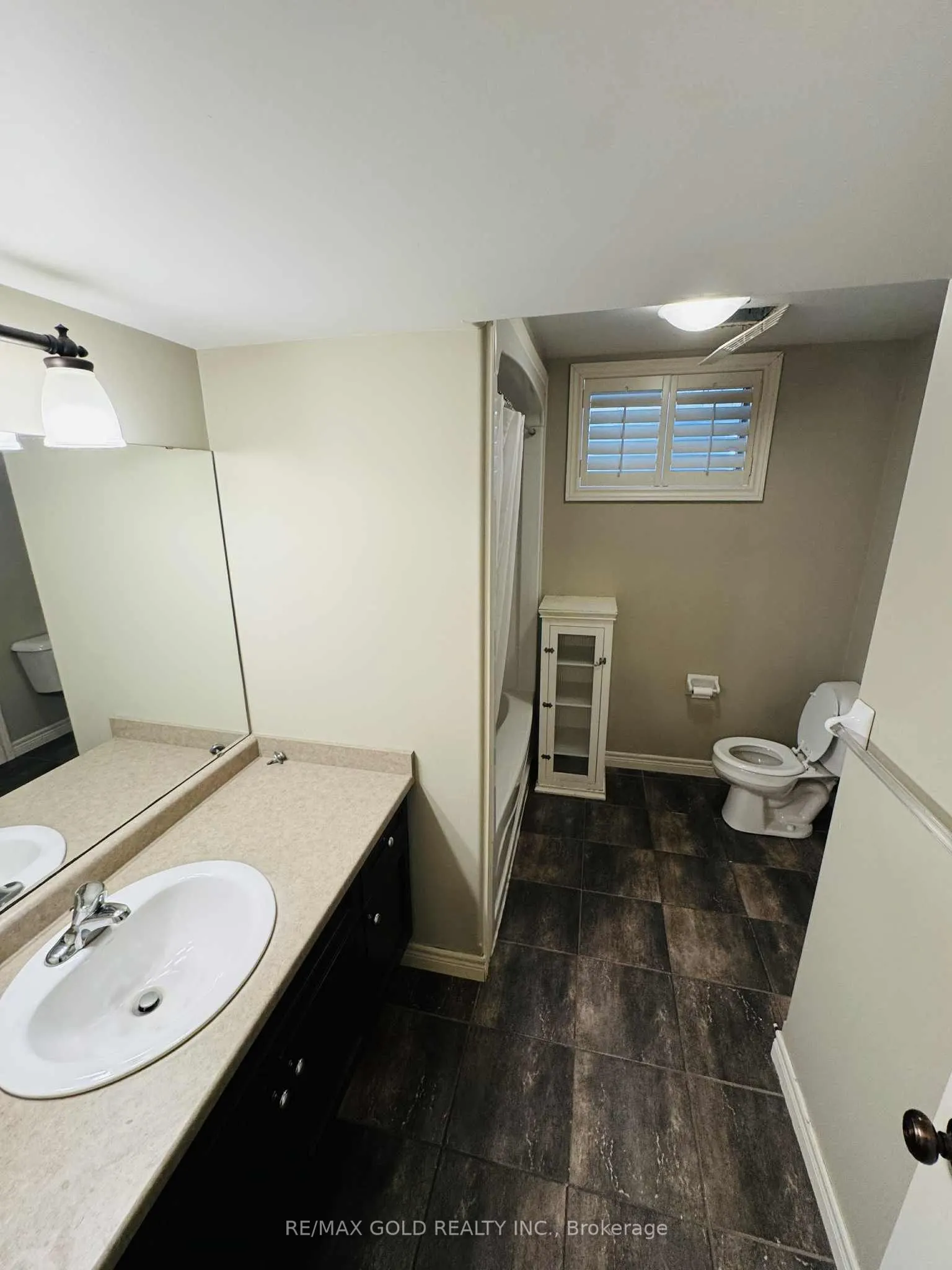 68 Fairview Drive, ##10