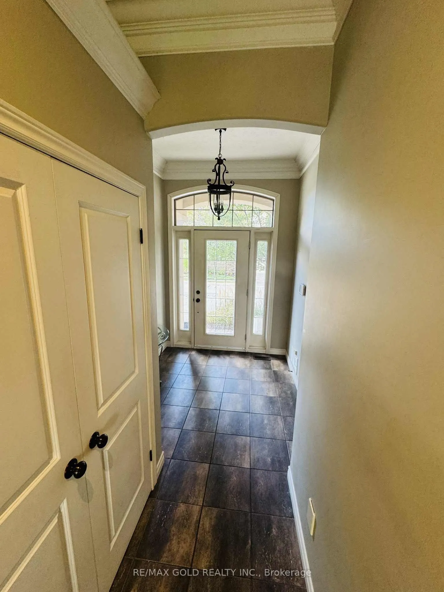 68 Fairview Drive, ##10