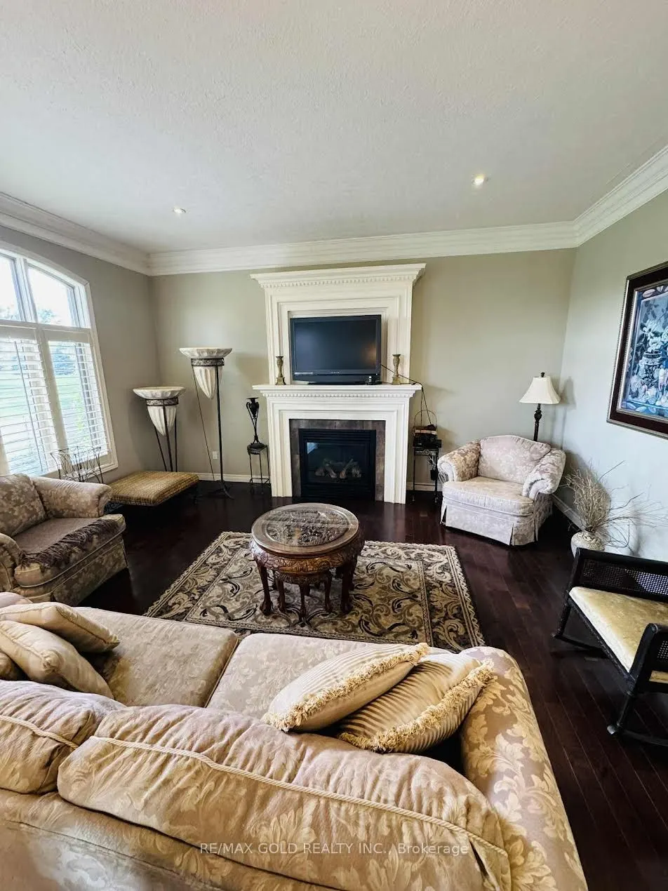 68 Fairview Drive, ##10