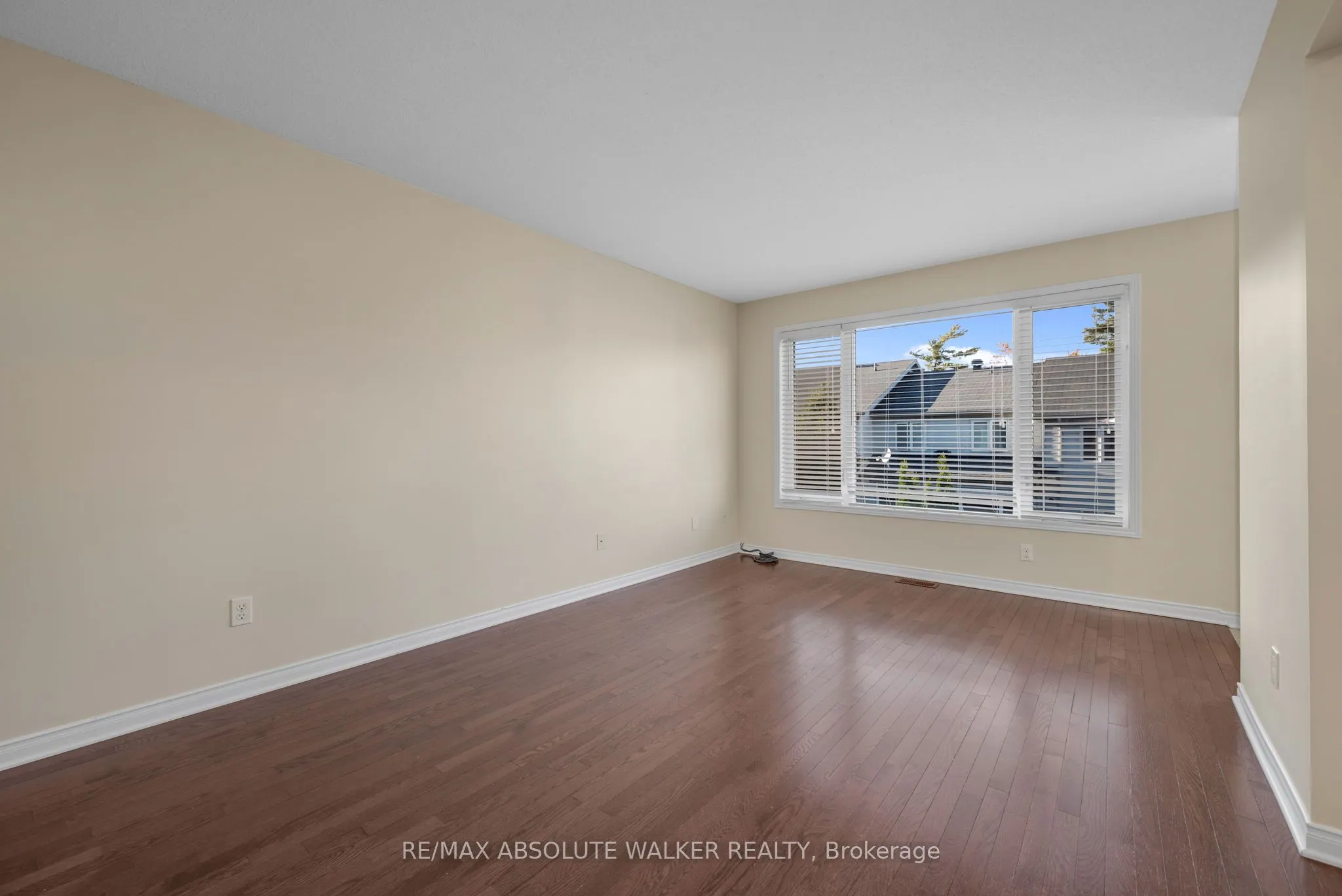 152 Challenge Crescent