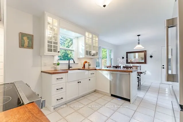 32 Parker Avenue
