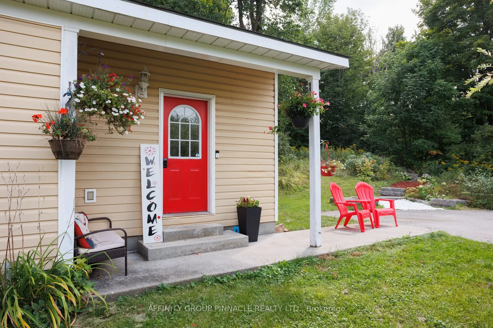 3462 Monck Road